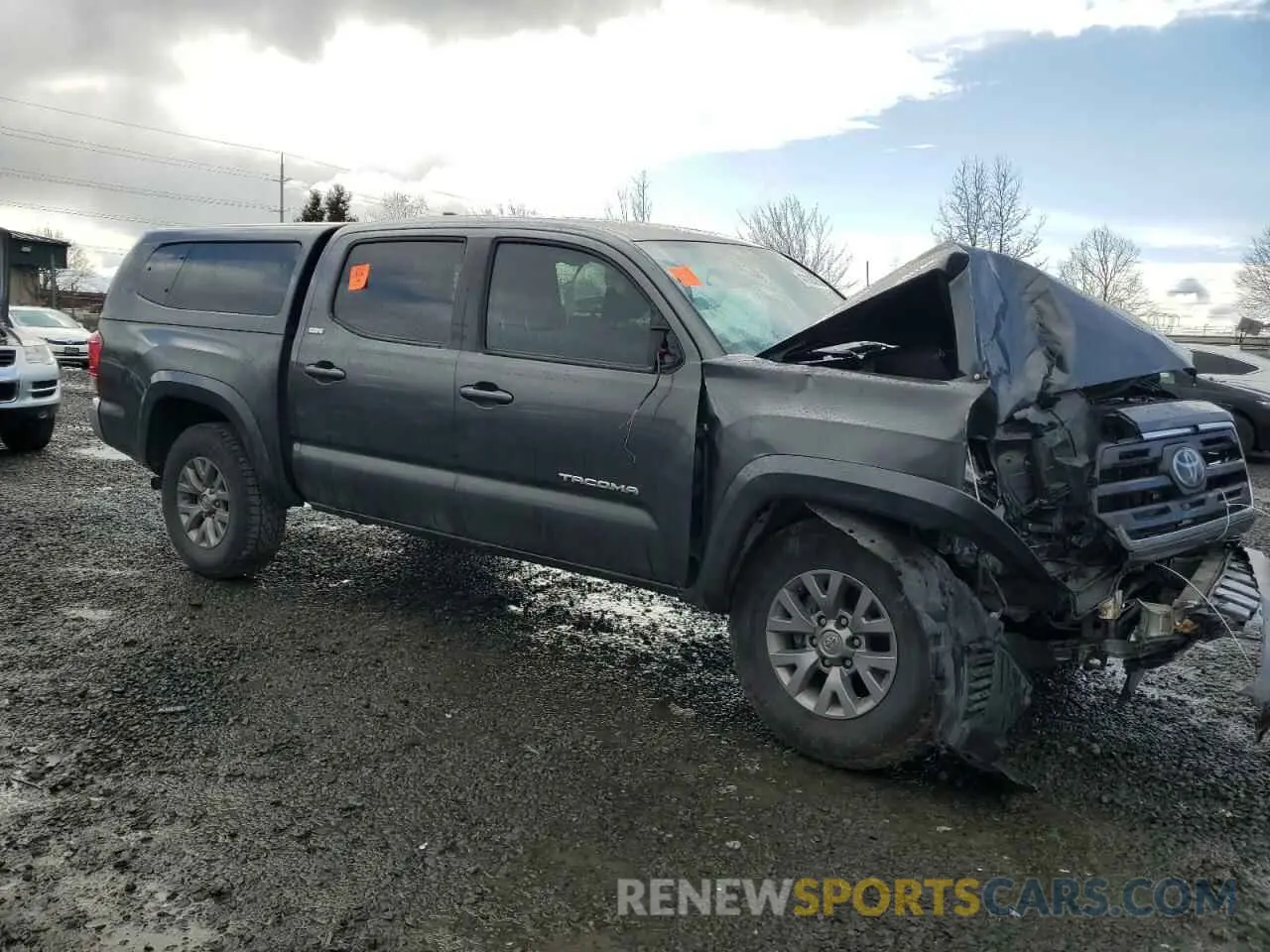 4 fotografías del automóvil dañado 3TMAZ5CN5KM102604 TOYOTA TACOMA 2019
