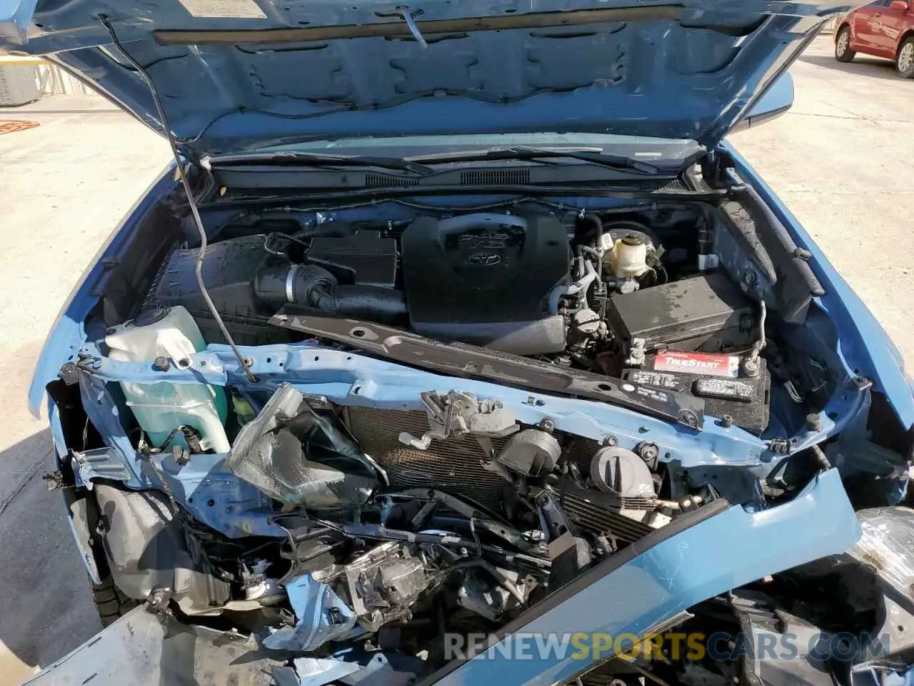11 fotografías del automóvil dañado 3TMAZ5CN5KM104756 TOYOTA TACOMA 2019