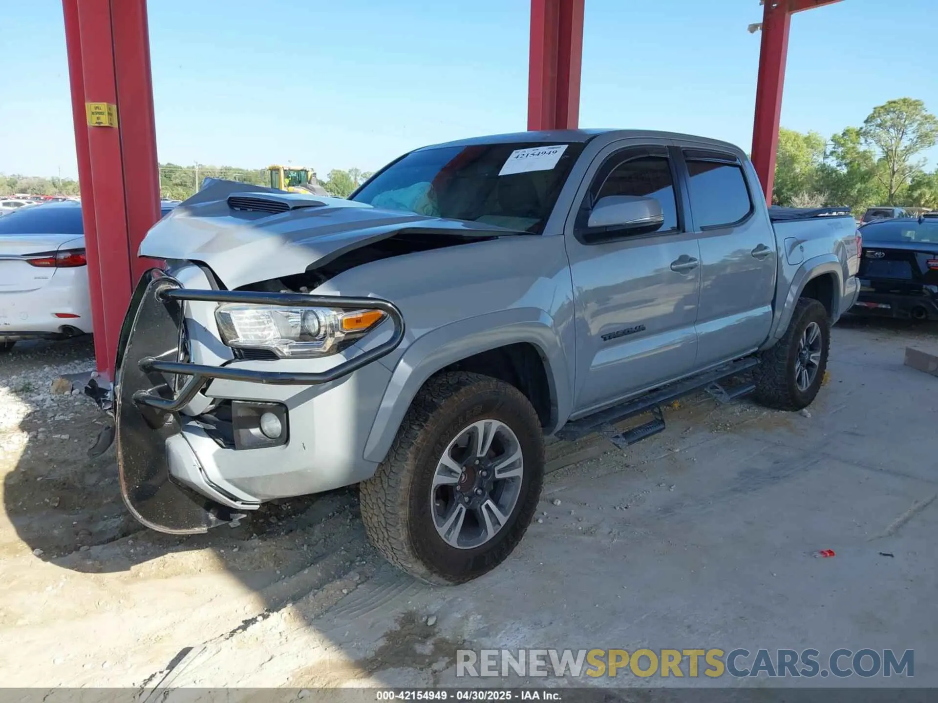 2 fotografías del automóvil dañado 3TMAZ5CN5KM113957 TOYOTA TACOMA 2019