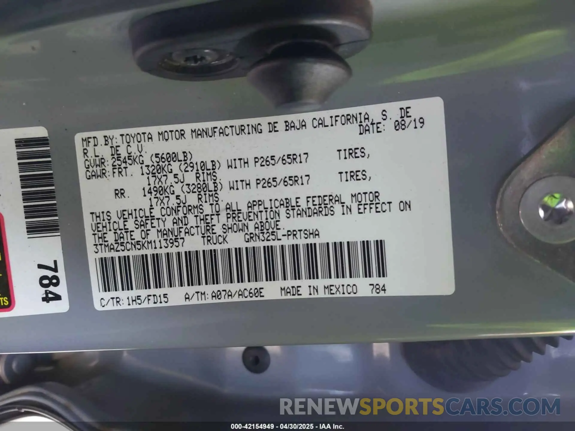 9 fotografías del automóvil dañado 3TMAZ5CN5KM113957 TOYOTA TACOMA 2019