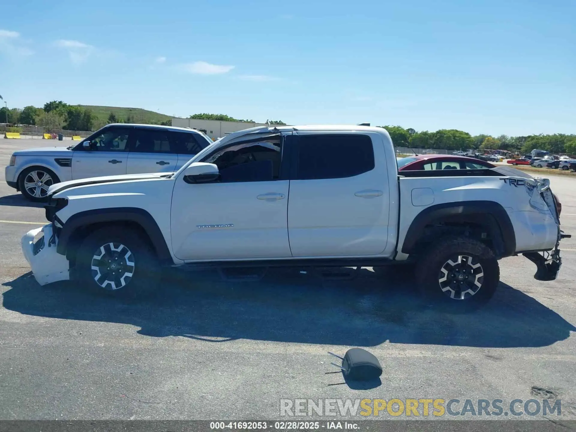 15 fotografías del automóvil dañado 3TMAZ5CN6KM086574 TOYOTA TACOMA 2019