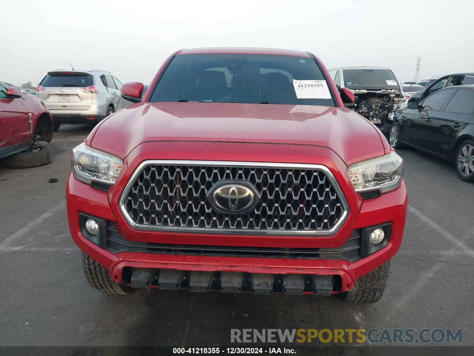 12 fotografías del automóvil dañado 3TMAZ5CN6KM095999 TOYOTA TACOMA 2019