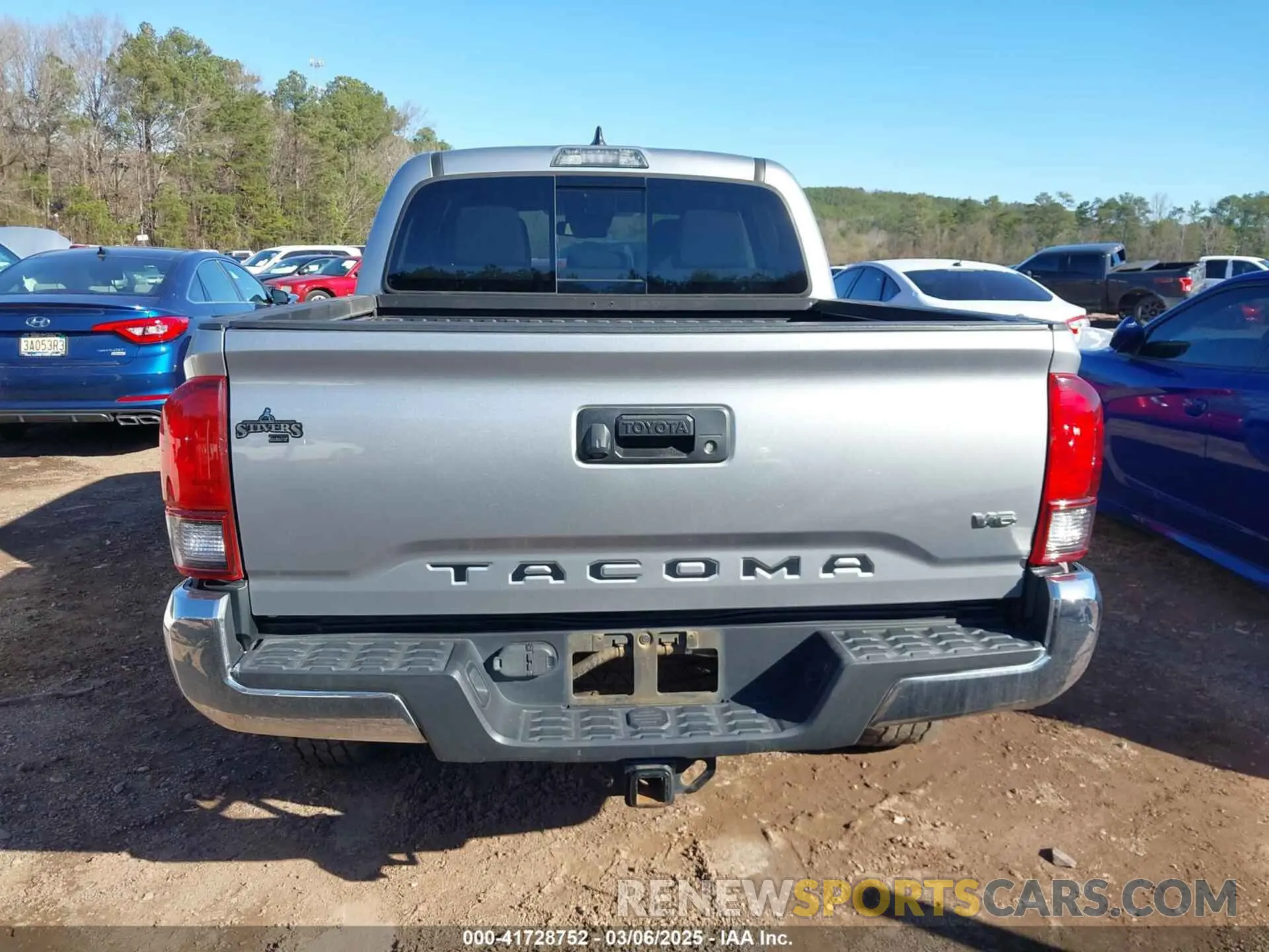 16 fotografías del automóvil dañado 3TMAZ5CN6KM099700 TOYOTA TACOMA 2019