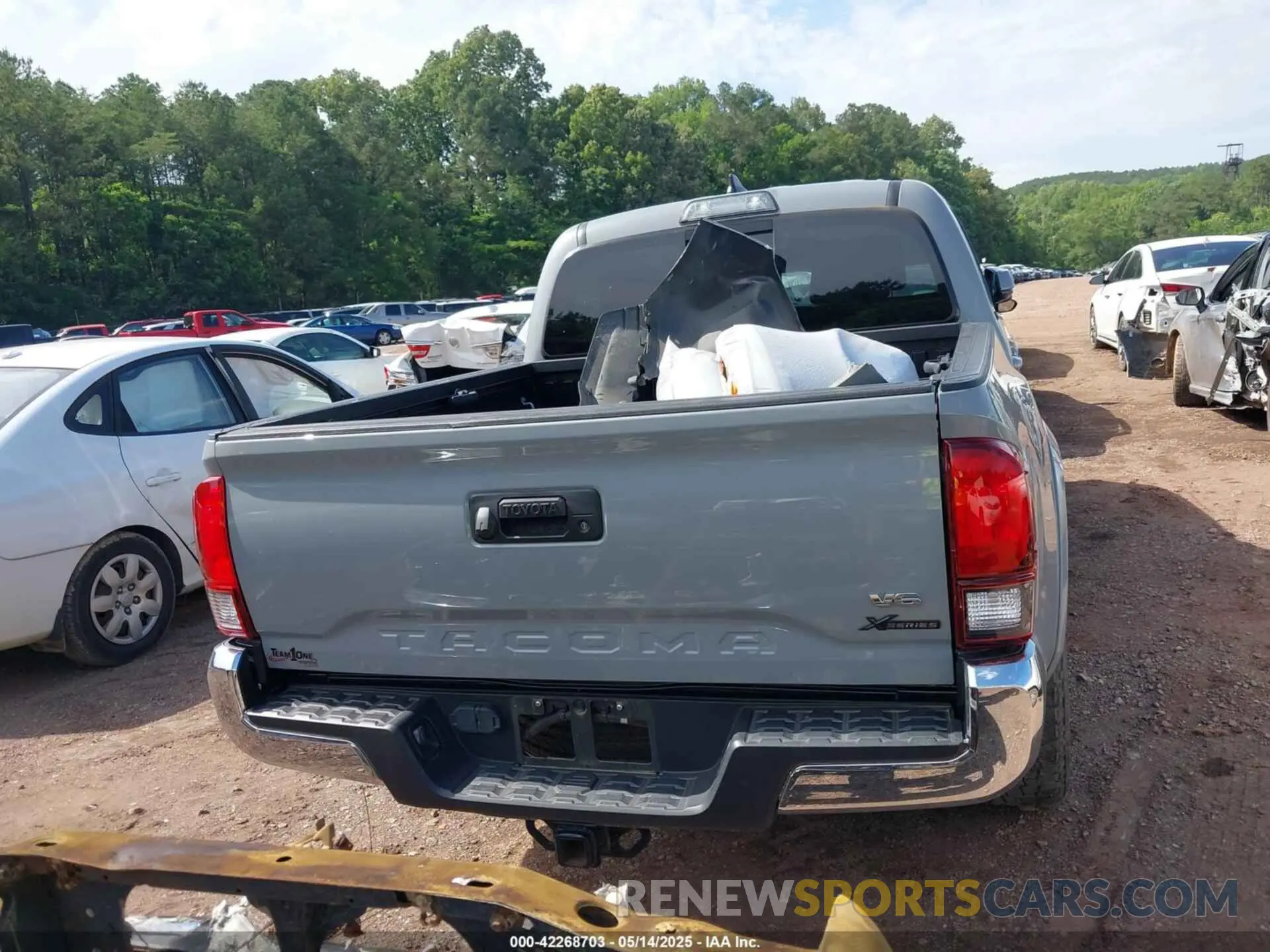 16 fotografías del automóvil dañado 3TMAZ5CN6KM102109 TOYOTA TACOMA 2019