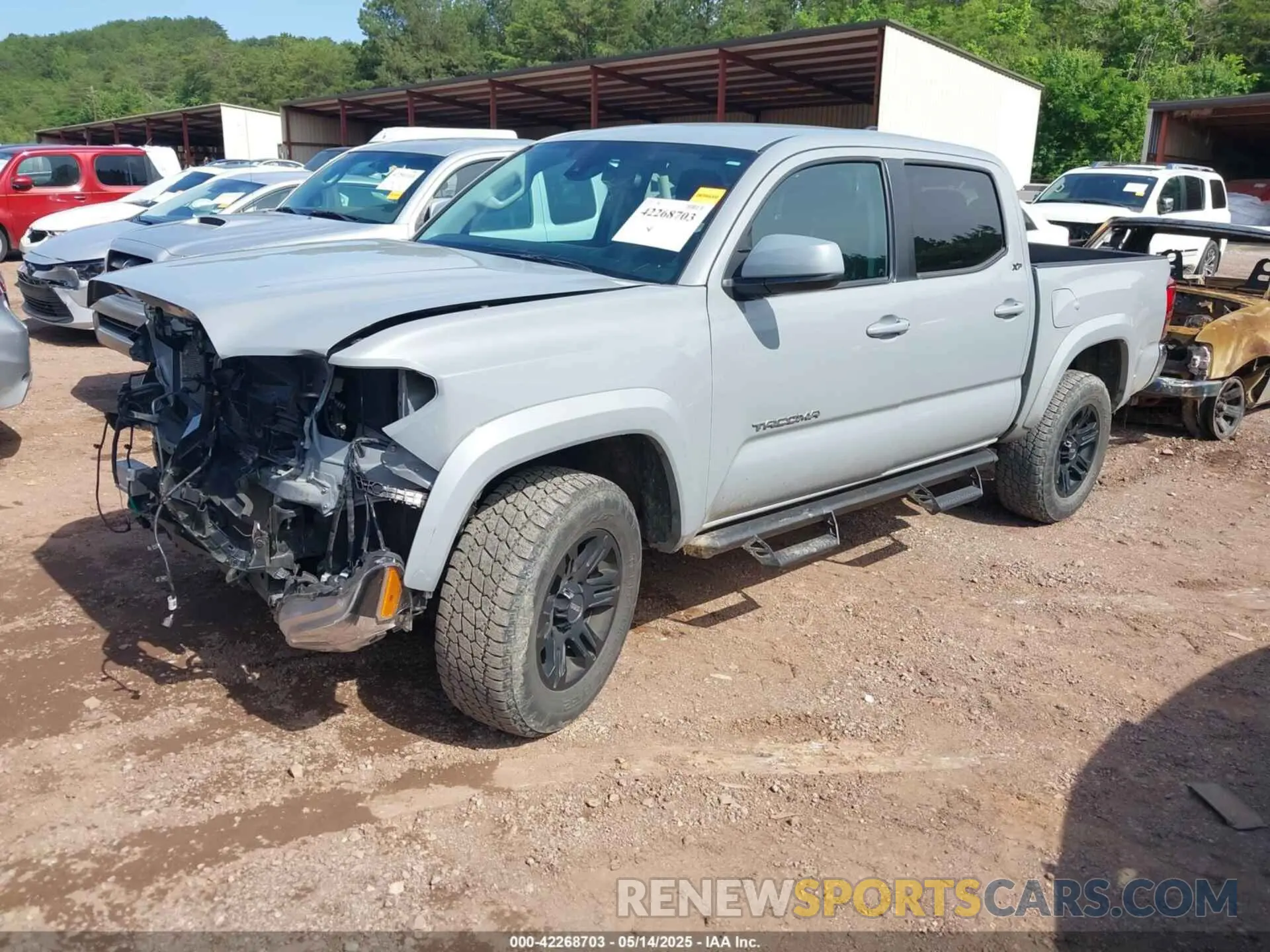 2 fotografías del automóvil dañado 3TMAZ5CN6KM102109 TOYOTA TACOMA 2019