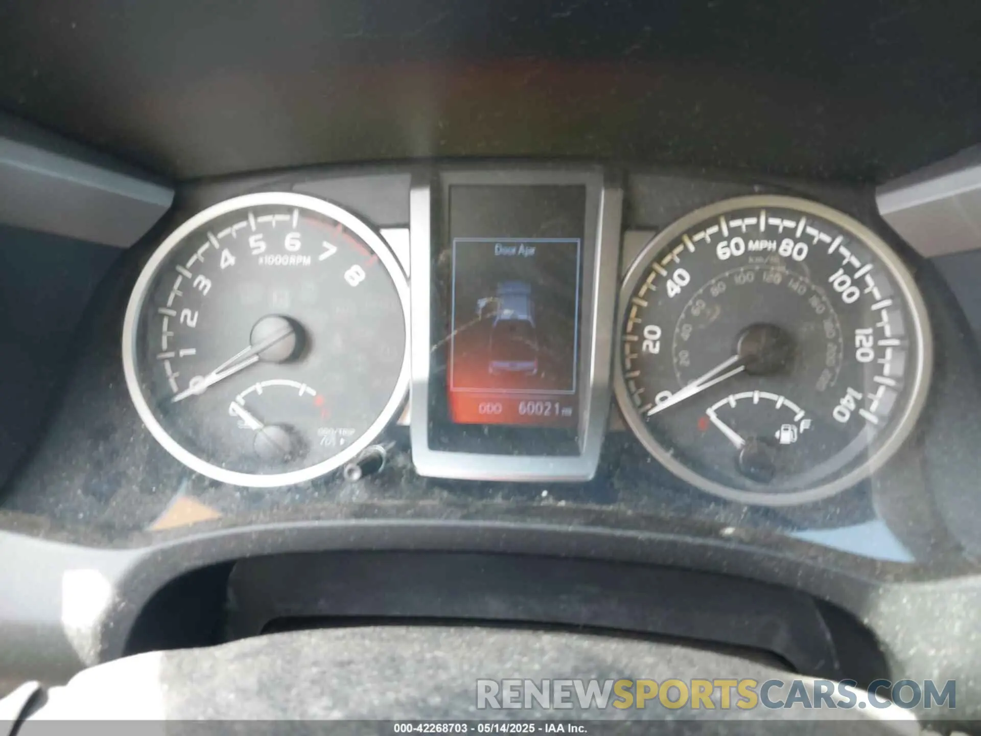 7 fotografías del automóvil dañado 3TMAZ5CN6KM102109 TOYOTA TACOMA 2019