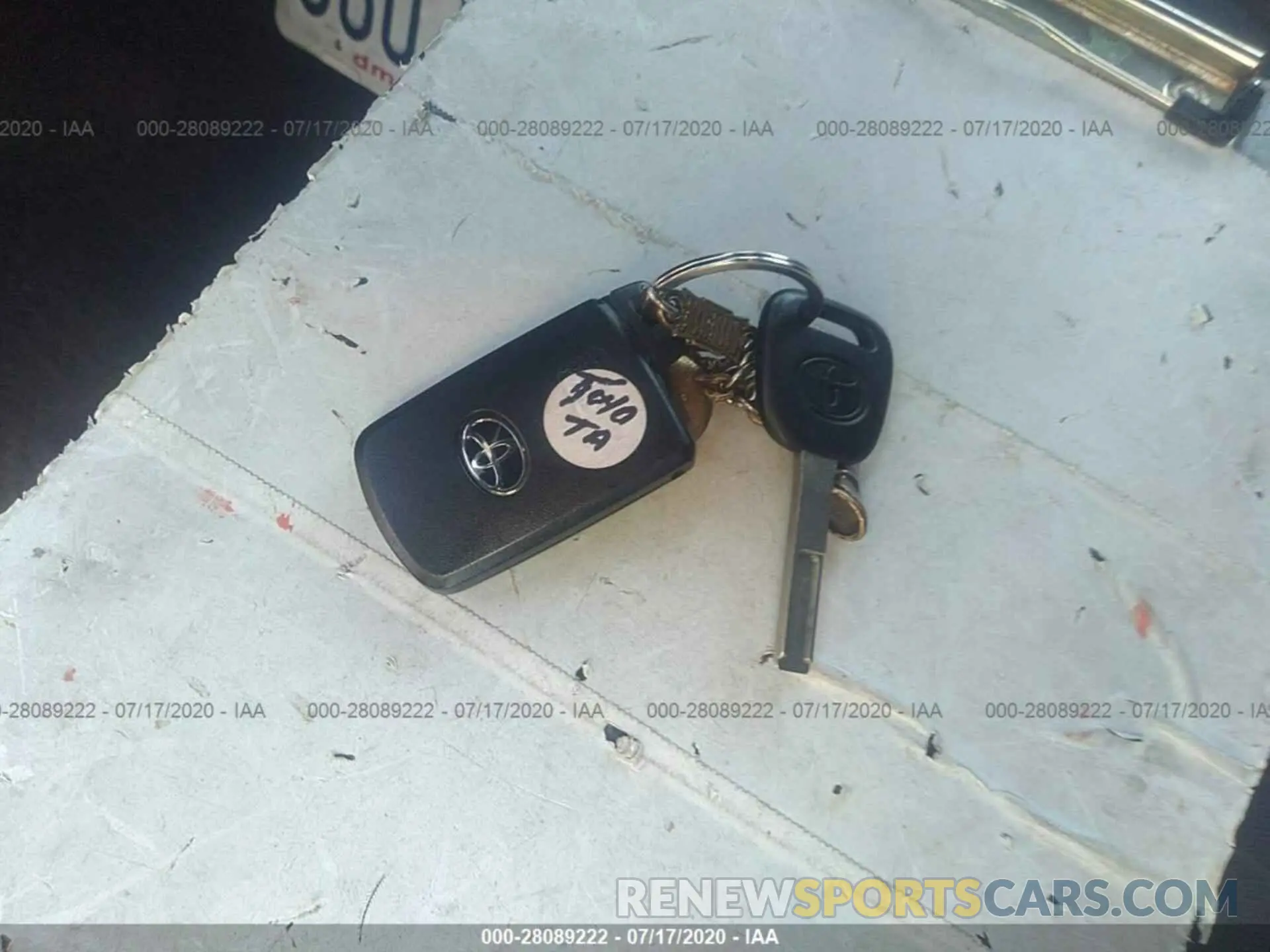 11 fotografías del automóvil dañado 3TMAZ5CN7KM078936 TOYOTA TACOMA 2019