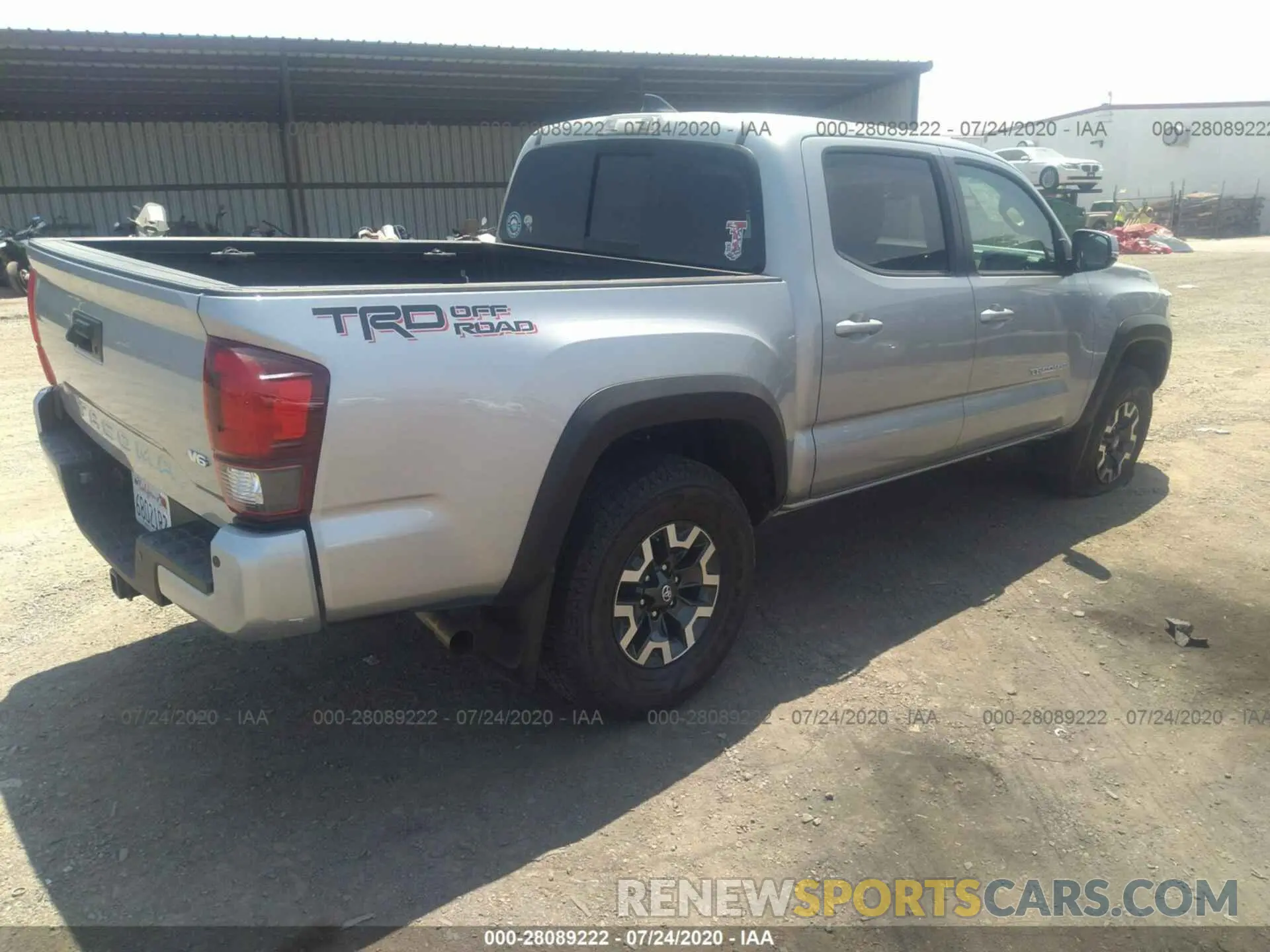 4 fotografías del automóvil dañado 3TMAZ5CN7KM078936 TOYOTA TACOMA 2019