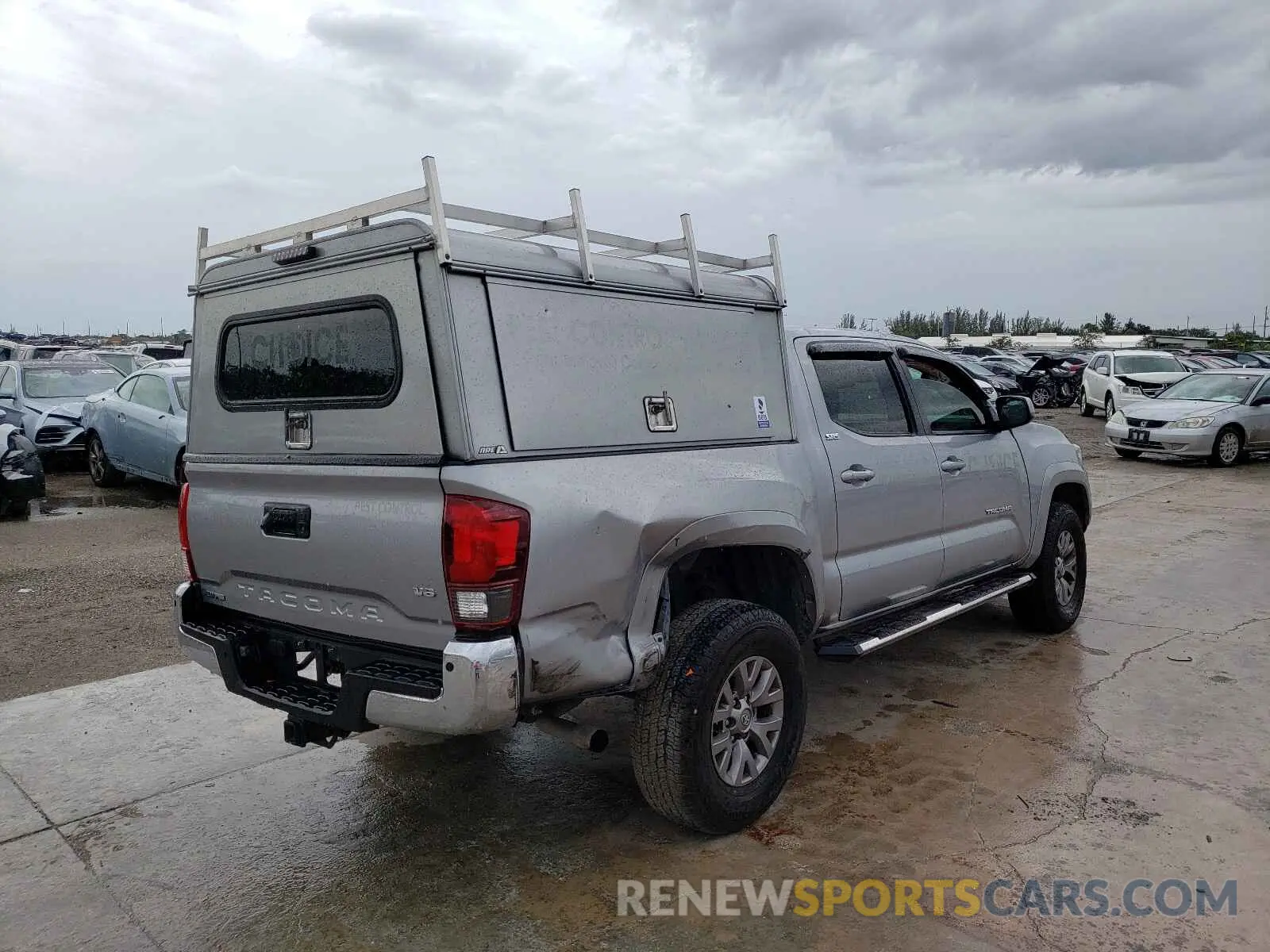 4 fotografías del automóvil dañado 3TMAZ5CN7KM091394 TOYOTA TACOMA 2019