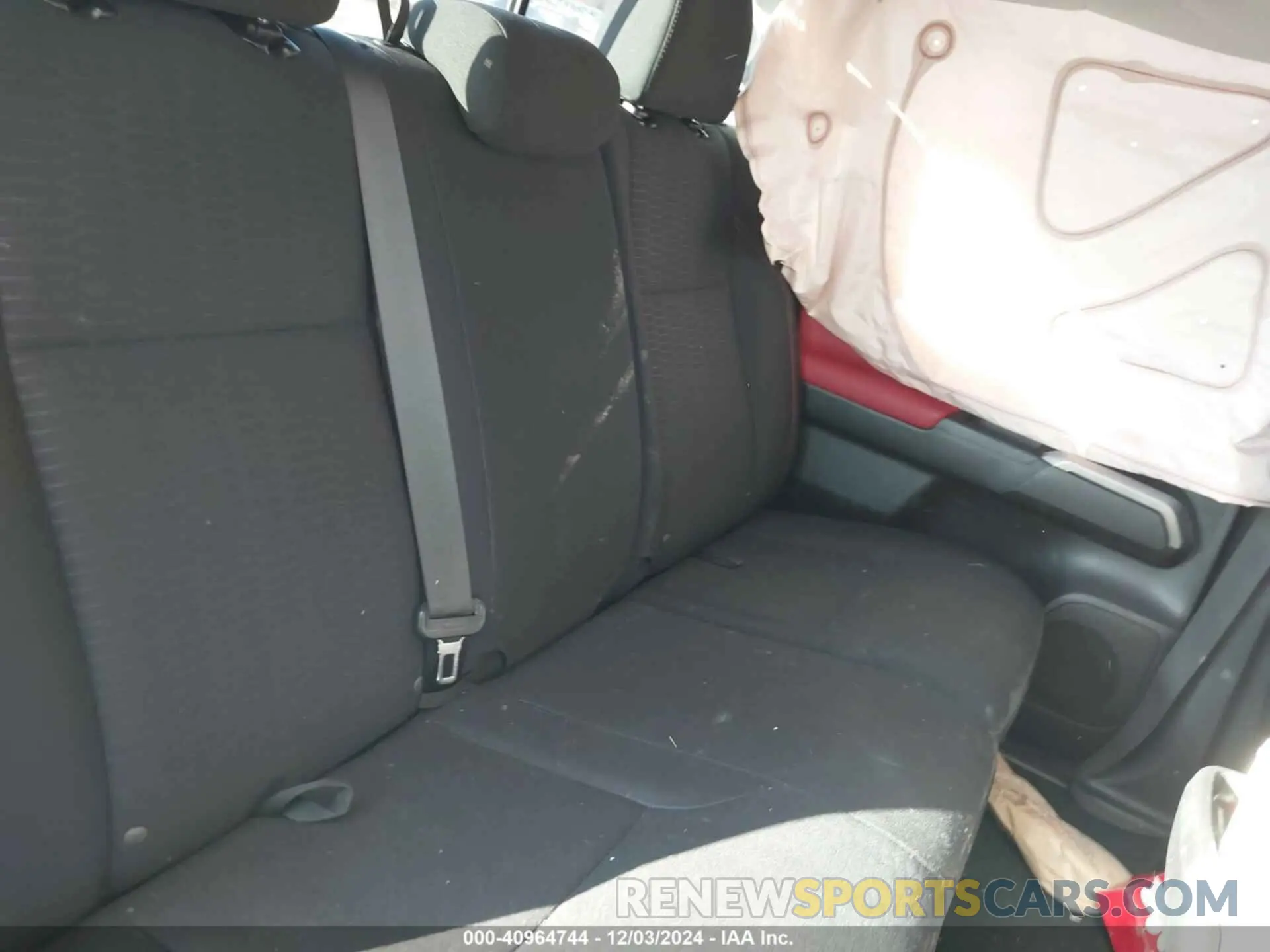 8 fotografías del automóvil dañado 3TMAZ5CN7KM102118 TOYOTA TACOMA 2019