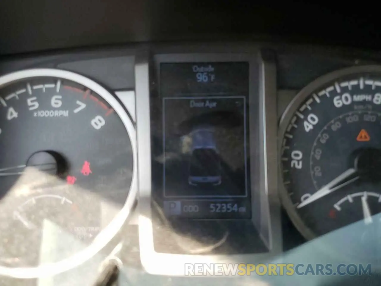 9 fotografías del automóvil dañado 3TMAZ5CN7KM104273 TOYOTA TACOMA 2019