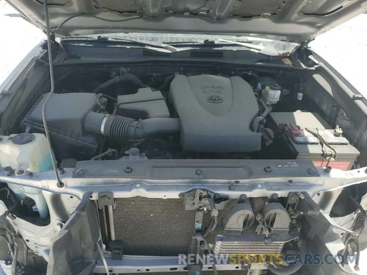 12 fotografías del automóvil dañado 3TMAZ5CN7KM108145 TOYOTA TACOMA 2019