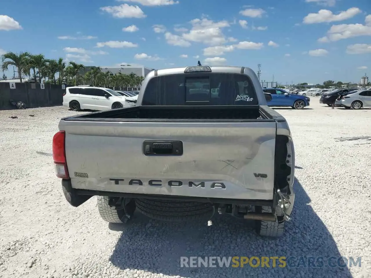 6 fotografías del automóvil dañado 3TMAZ5CN7KM108145 TOYOTA TACOMA 2019