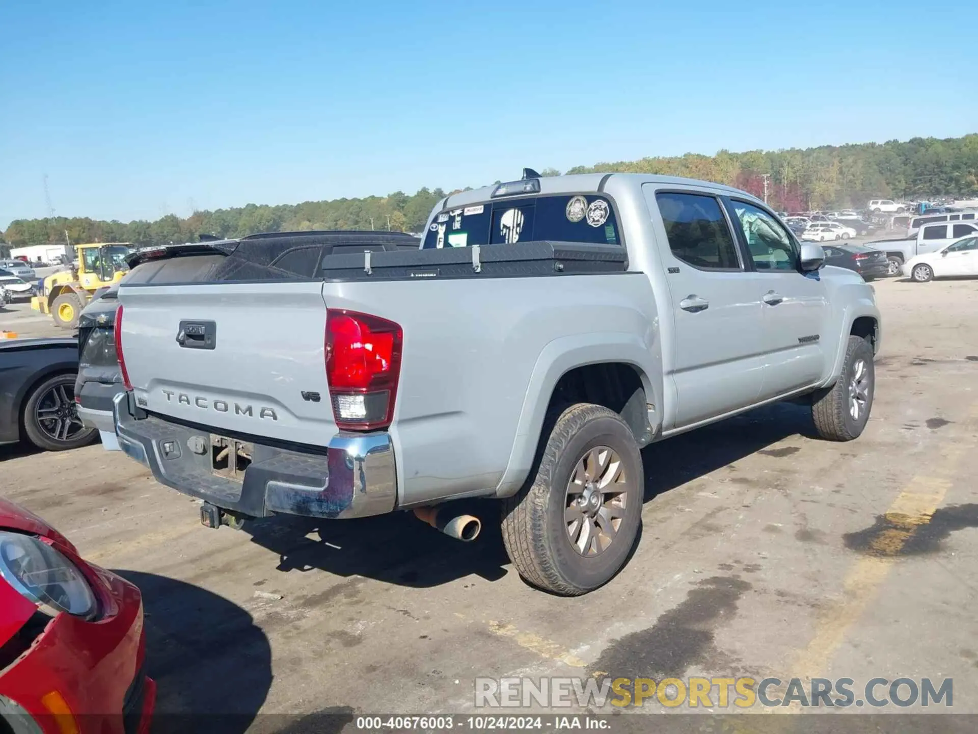 4 fotografías del automóvil dañado 3TMAZ5CN7KM114222 TOYOTA TACOMA 2019