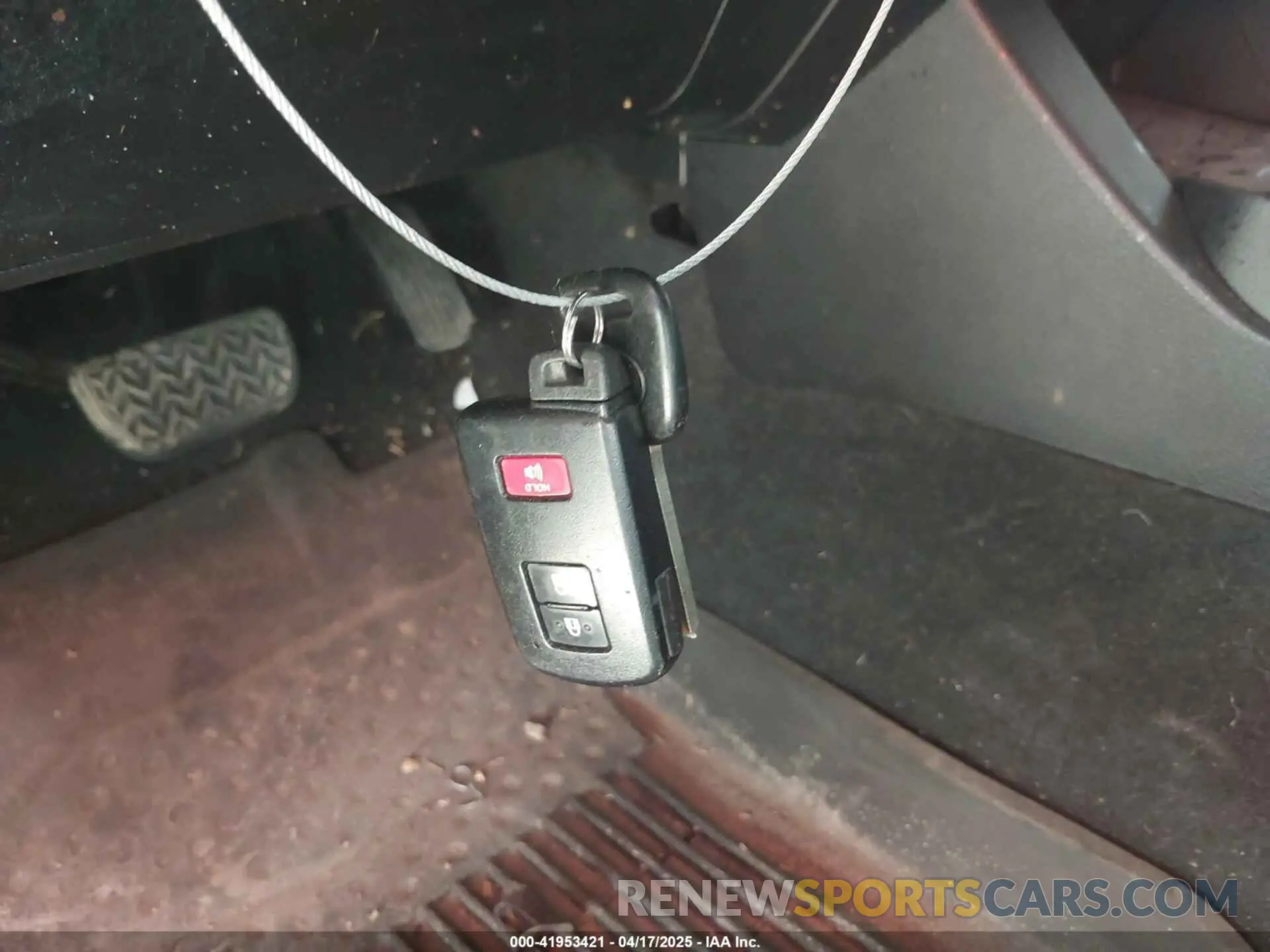 11 fotografías del automóvil dañado 3TMAZ5CN8KM091324 TOYOTA TACOMA 2019