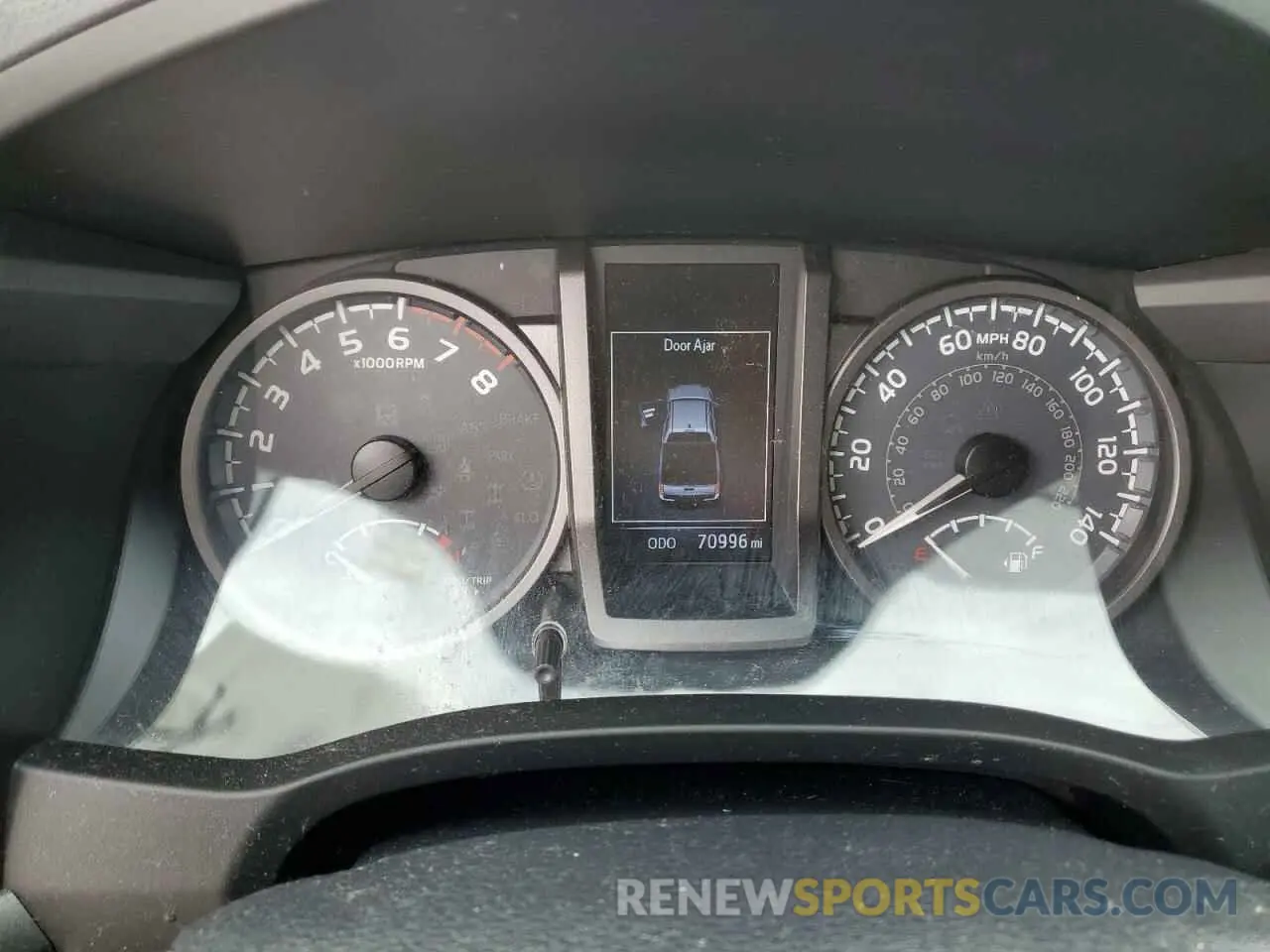 9 fotografías del automóvil dañado 3TMAZ5CN8KM093283 TOYOTA TACOMA 2019