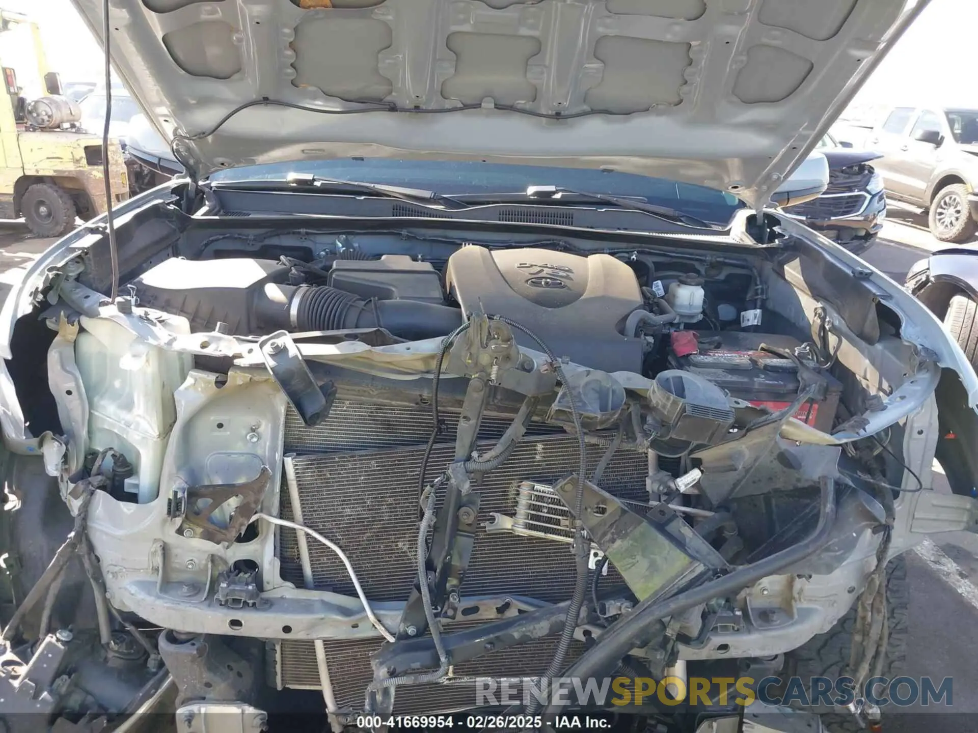 10 fotografías del automóvil dañado 3TMAZ5CN8KM105142 TOYOTA TACOMA 2019