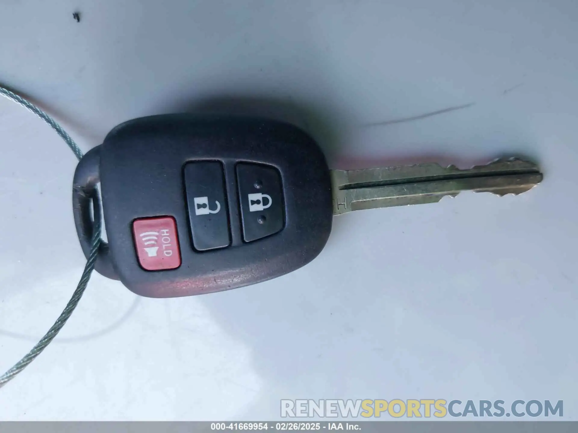 11 fotografías del automóvil dañado 3TMAZ5CN8KM105142 TOYOTA TACOMA 2019