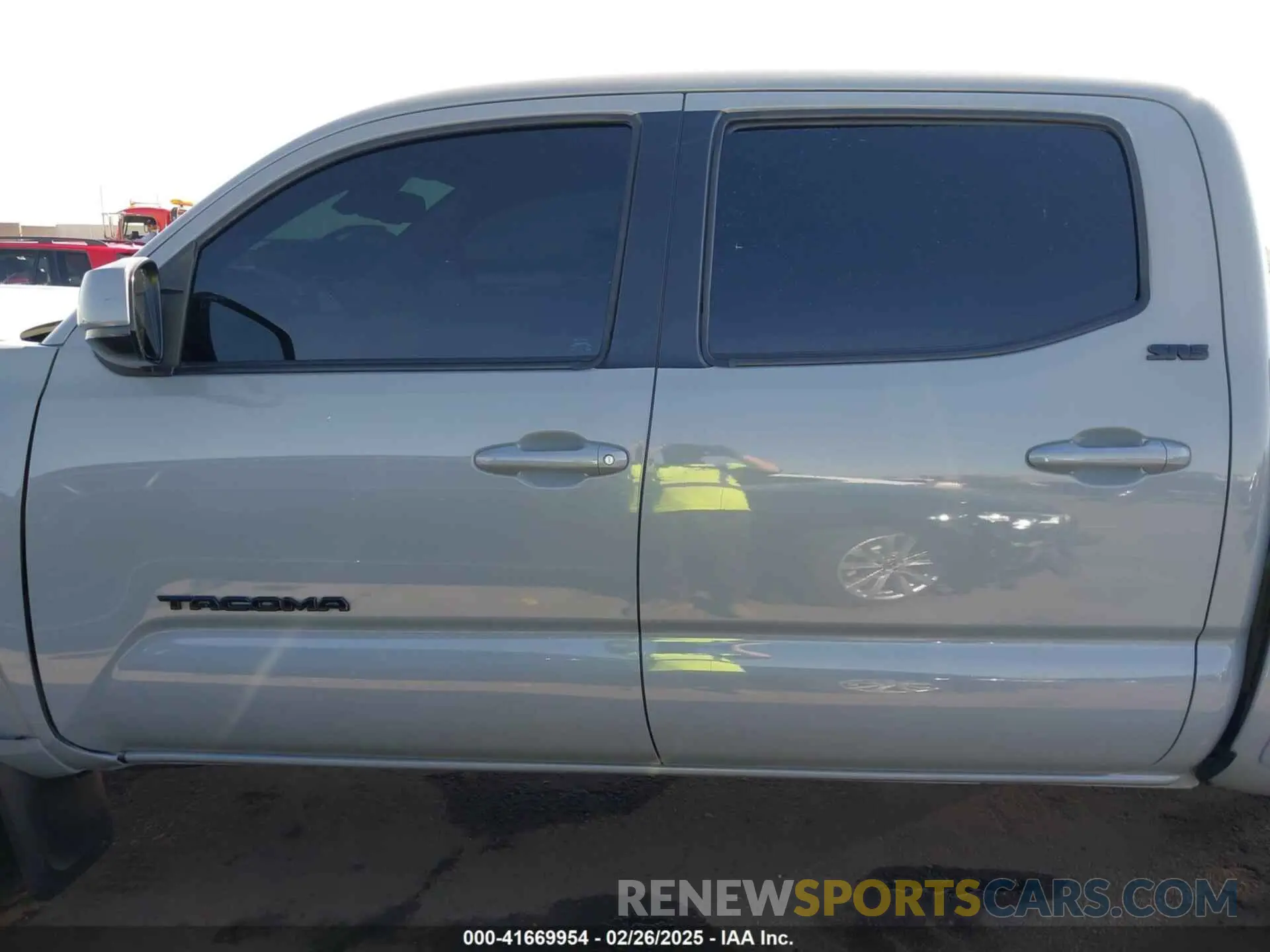 15 fotografías del automóvil dañado 3TMAZ5CN8KM105142 TOYOTA TACOMA 2019