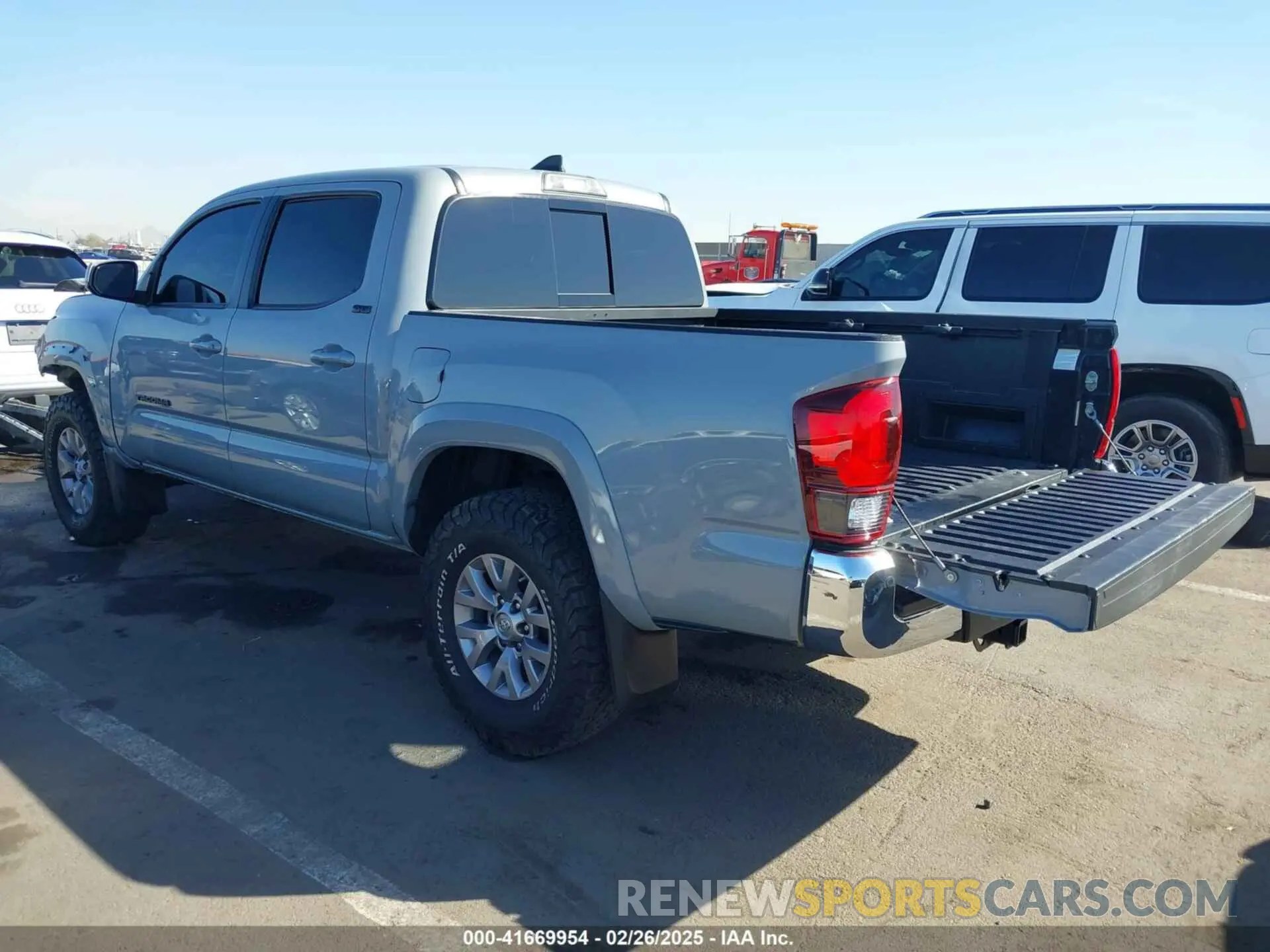3 fotografías del automóvil dañado 3TMAZ5CN8KM105142 TOYOTA TACOMA 2019