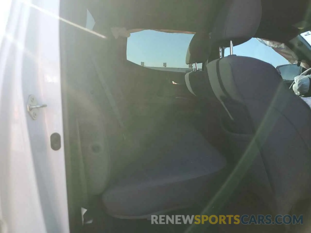 10 fotografías del automóvil dañado 3TMAZ5CN8KM112835 TOYOTA TACOMA 2019