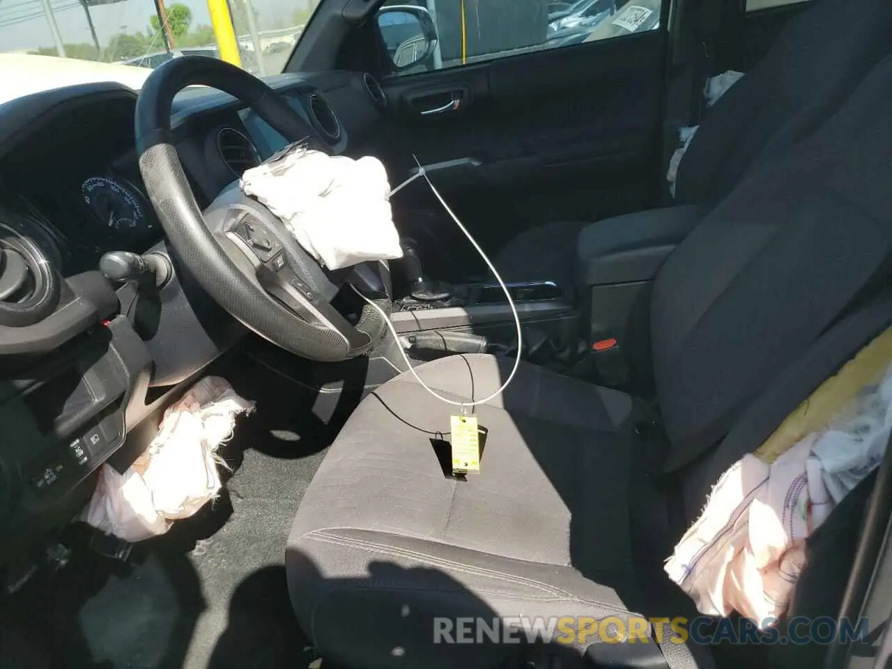 7 fotografías del automóvil dañado 3TMAZ5CN8KM112835 TOYOTA TACOMA 2019
