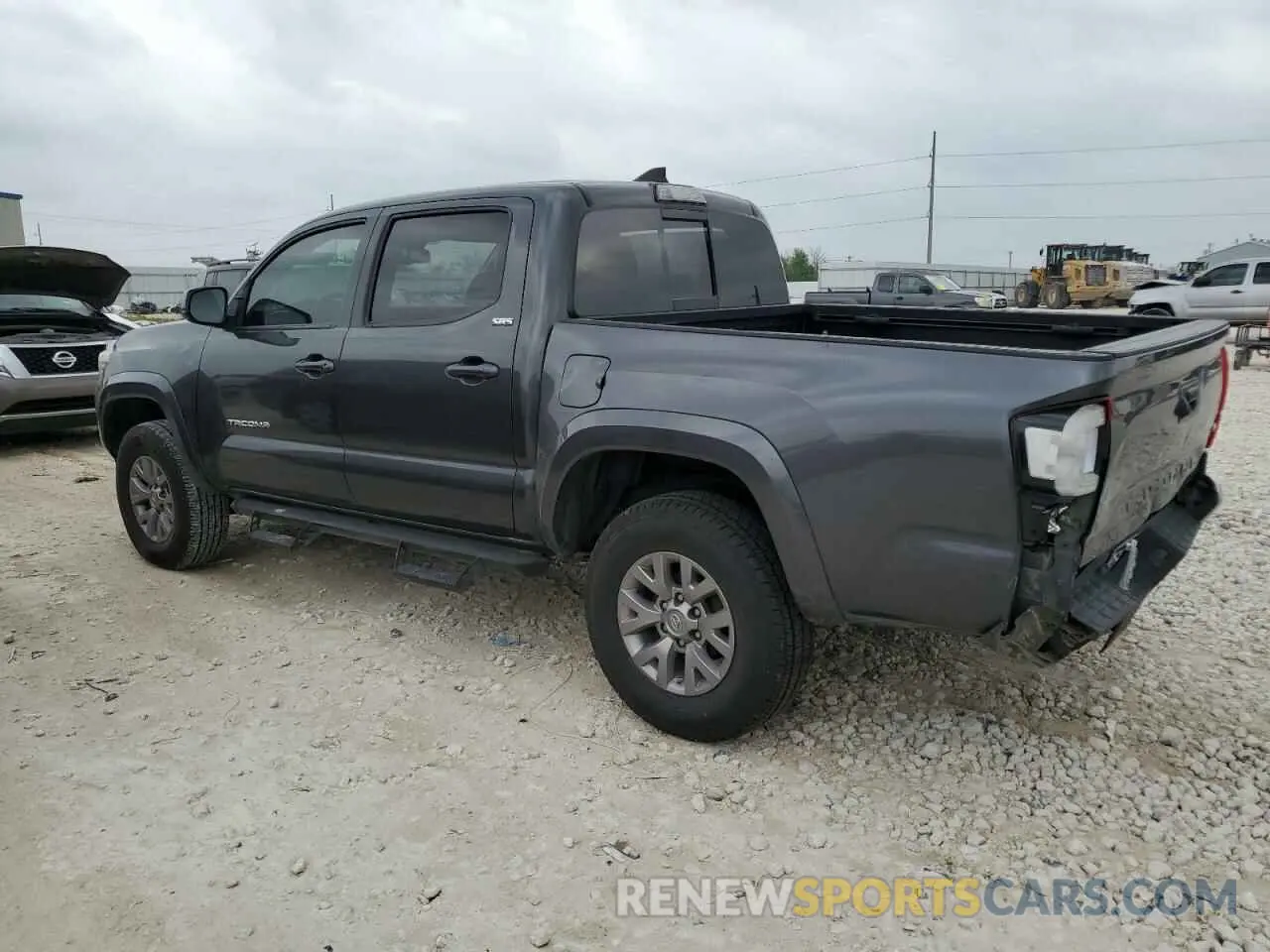 2 fotografías del automóvil dañado 3TMAZ5CN9KM081238 TOYOTA TACOMA 2019