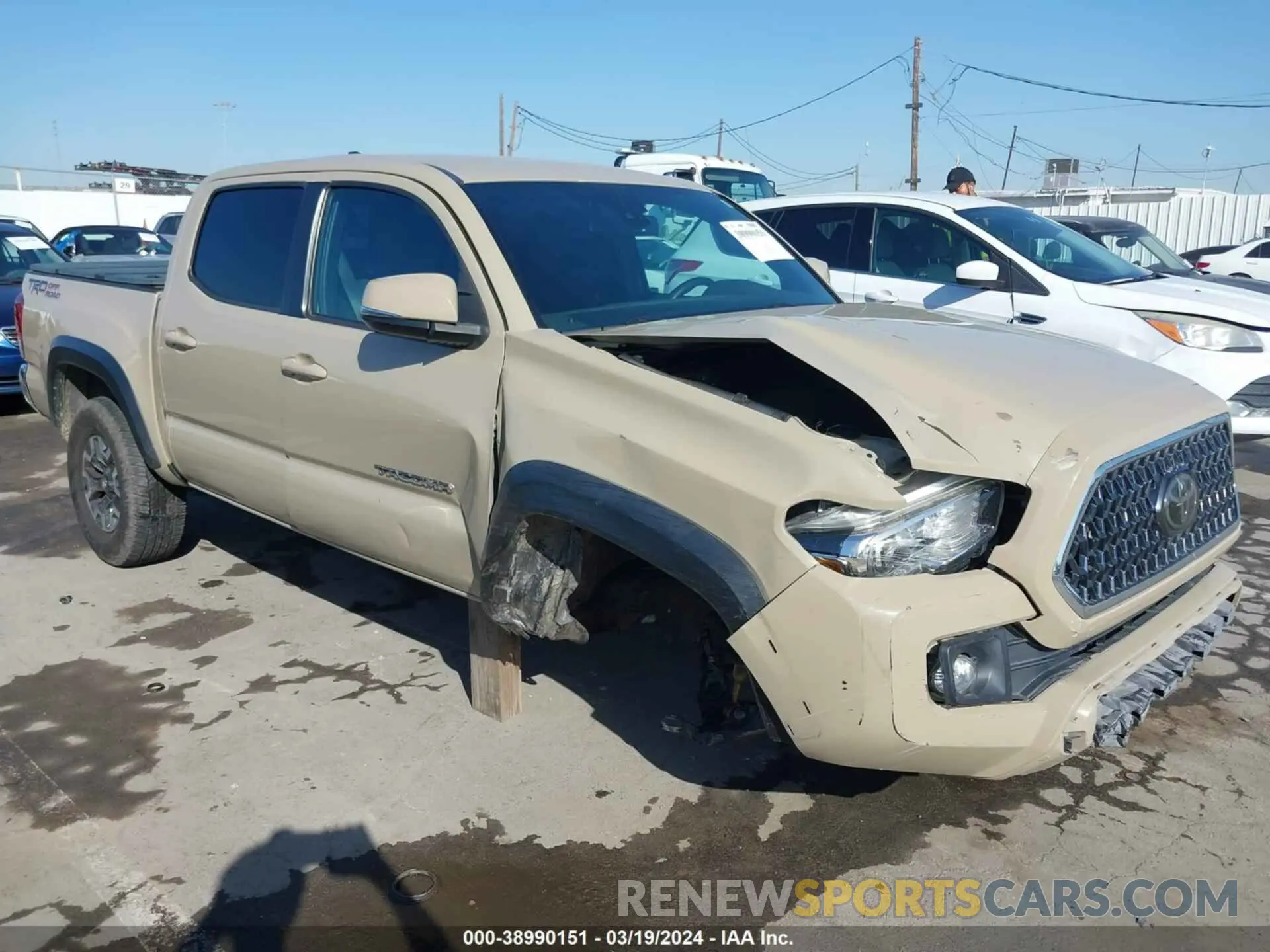 1 fotografías del automóvil dañado 3TMAZ5CN9KM094197 TOYOTA TACOMA 2019