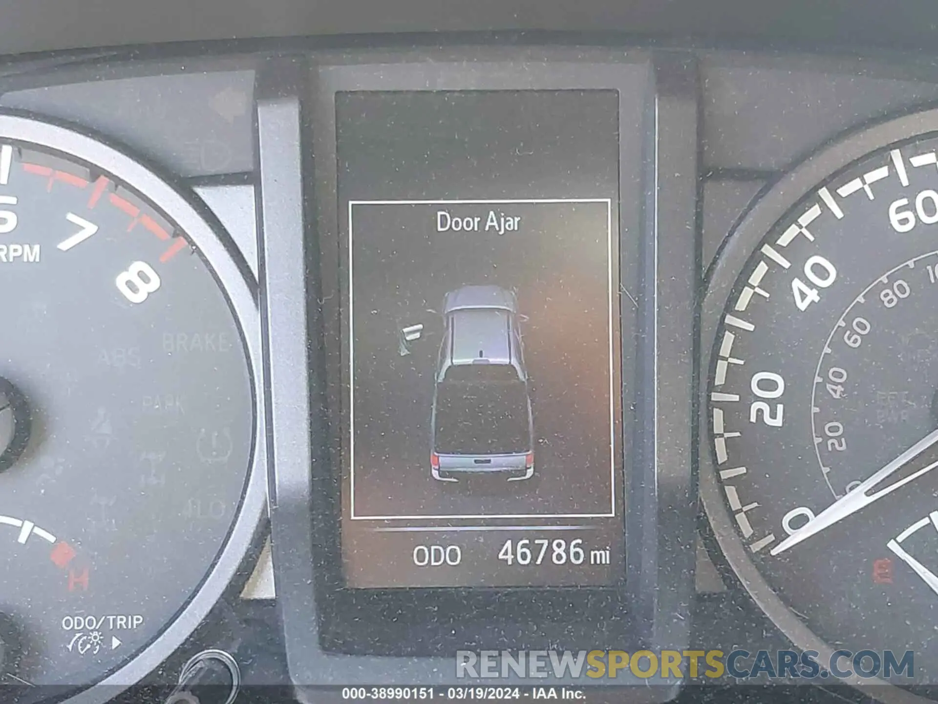 15 fotografías del automóvil dañado 3TMAZ5CN9KM094197 TOYOTA TACOMA 2019