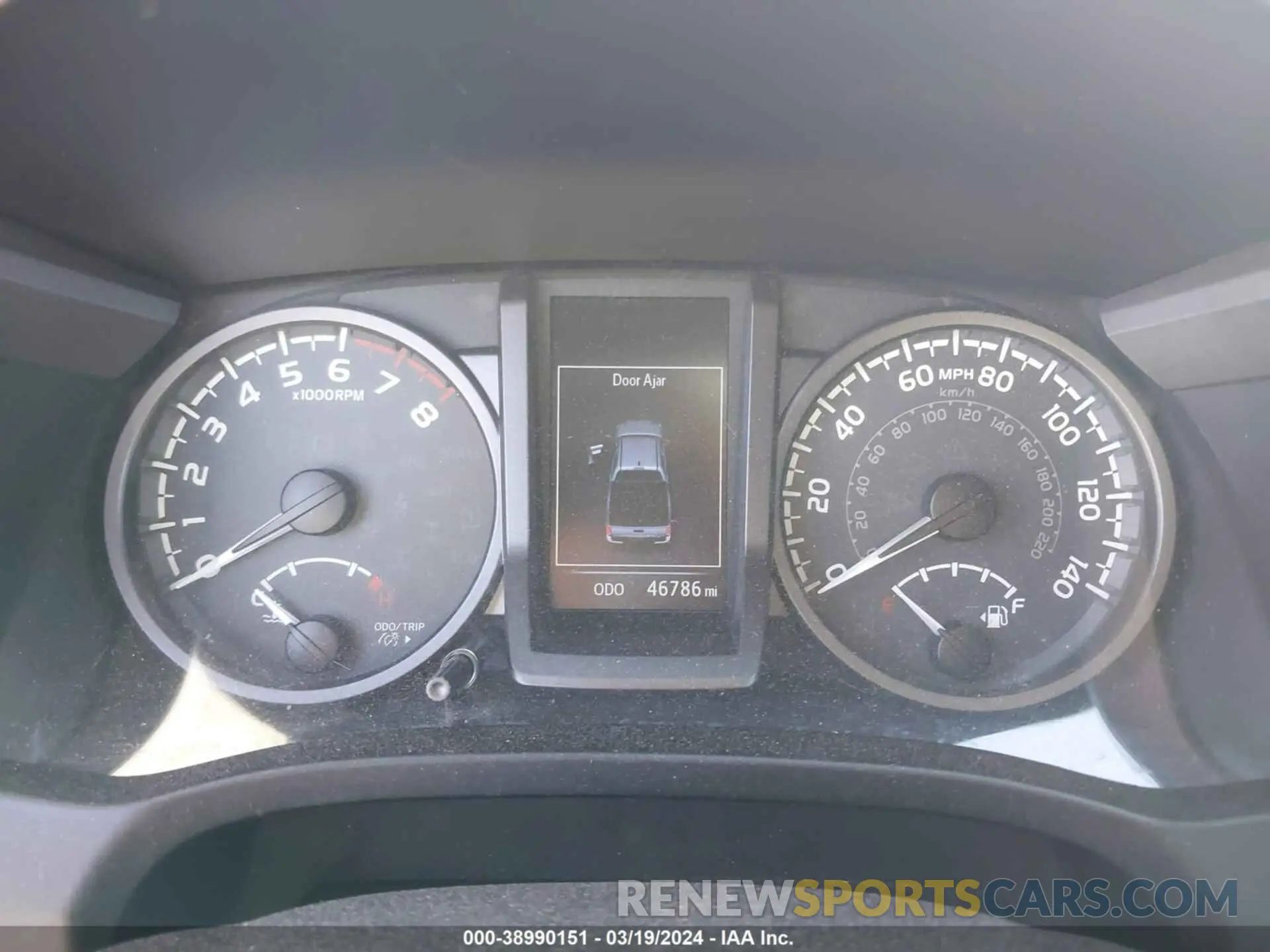 7 fotografías del automóvil dañado 3TMAZ5CN9KM094197 TOYOTA TACOMA 2019