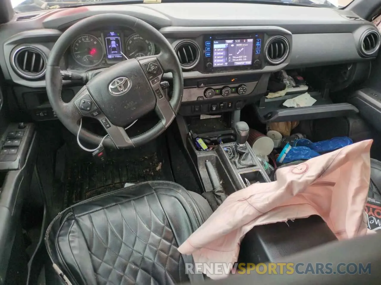 8 fotografías del automóvil dañado 3TMAZ5CN9KM103142 TOYOTA TACOMA 2019
