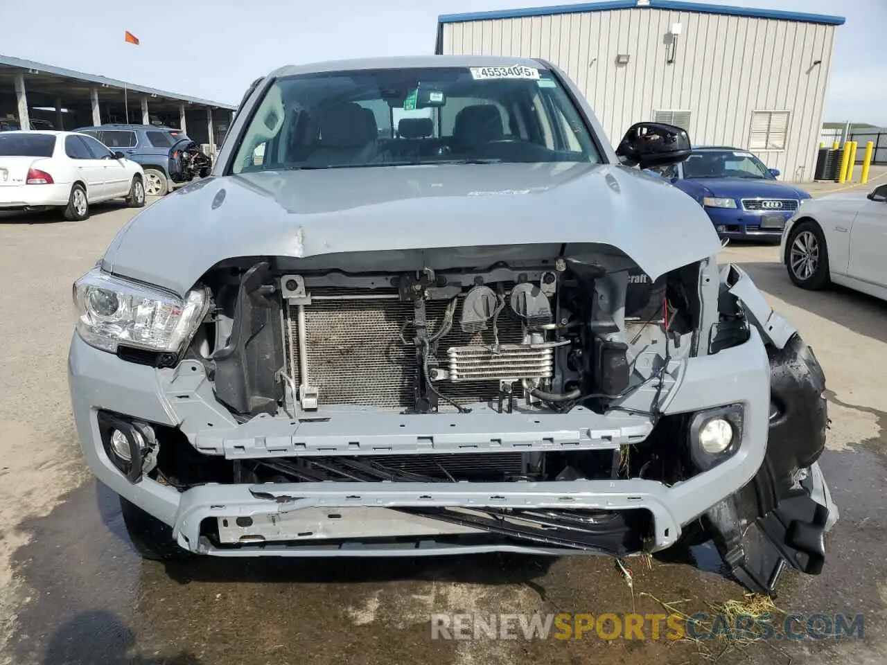 5 fotografías del automóvil dañado 3TMAZ5CN9KM103626 TOYOTA TACOMA 2019
