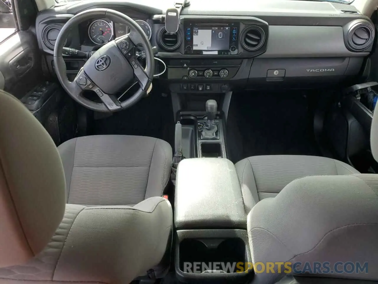 8 fotografías del automóvil dañado 3TMAZ5CN9KM103626 TOYOTA TACOMA 2019
