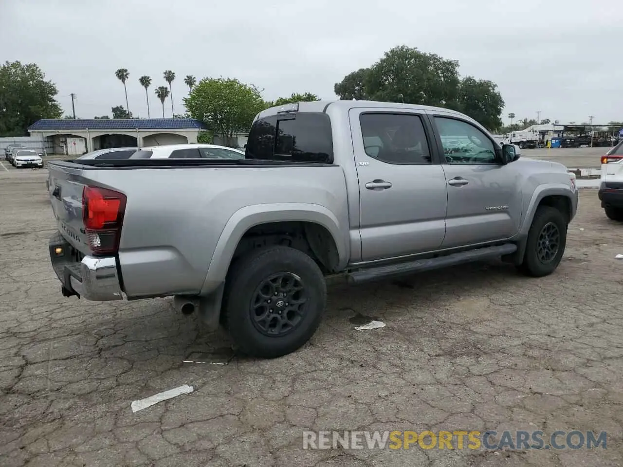 3 fotografías del automóvil dañado 3TMAZ5CN9KM104632 TOYOTA TACOMA 2019
