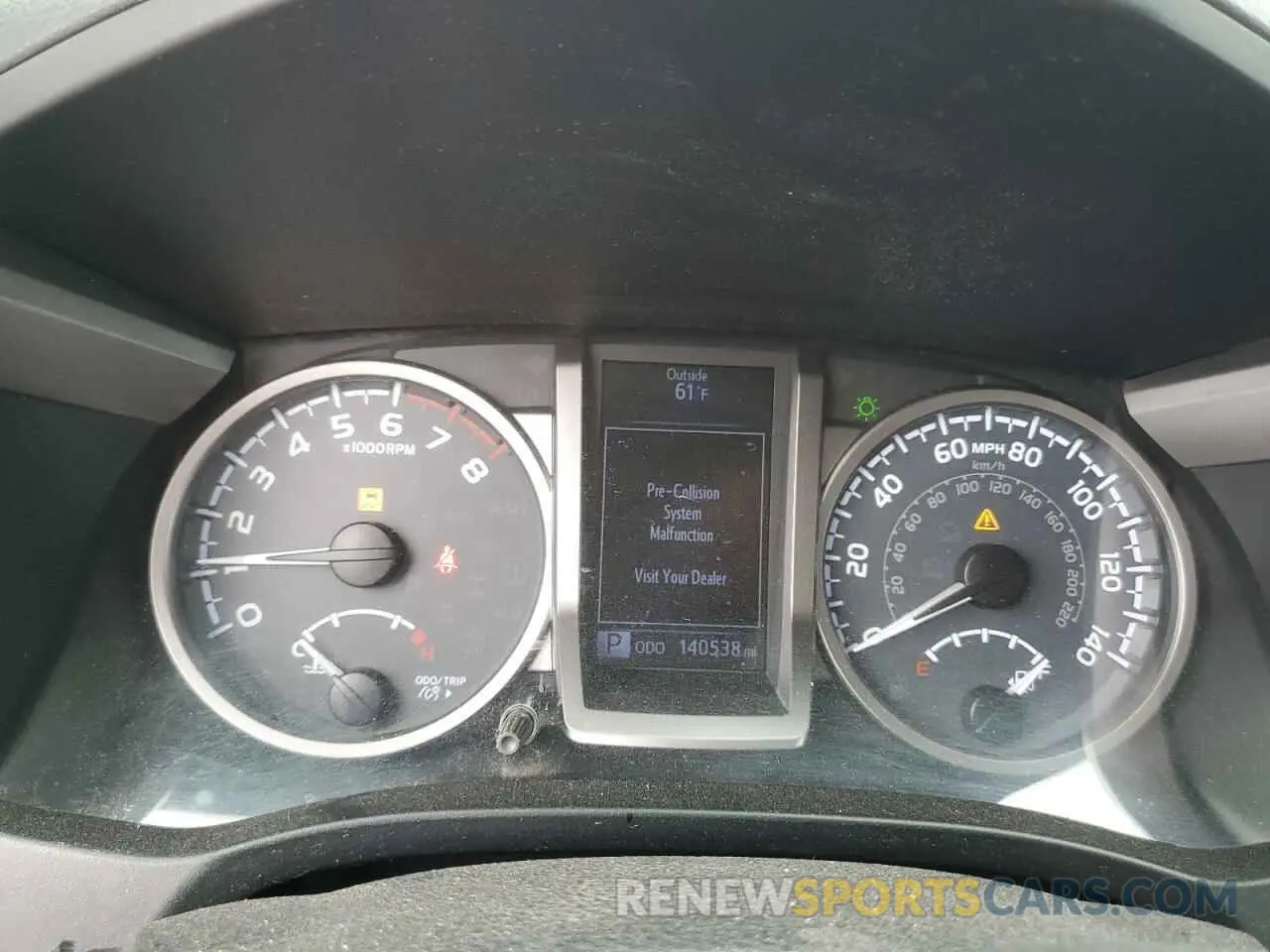 9 fotografías del automóvil dañado 3TMAZ5CN9KM104632 TOYOTA TACOMA 2019