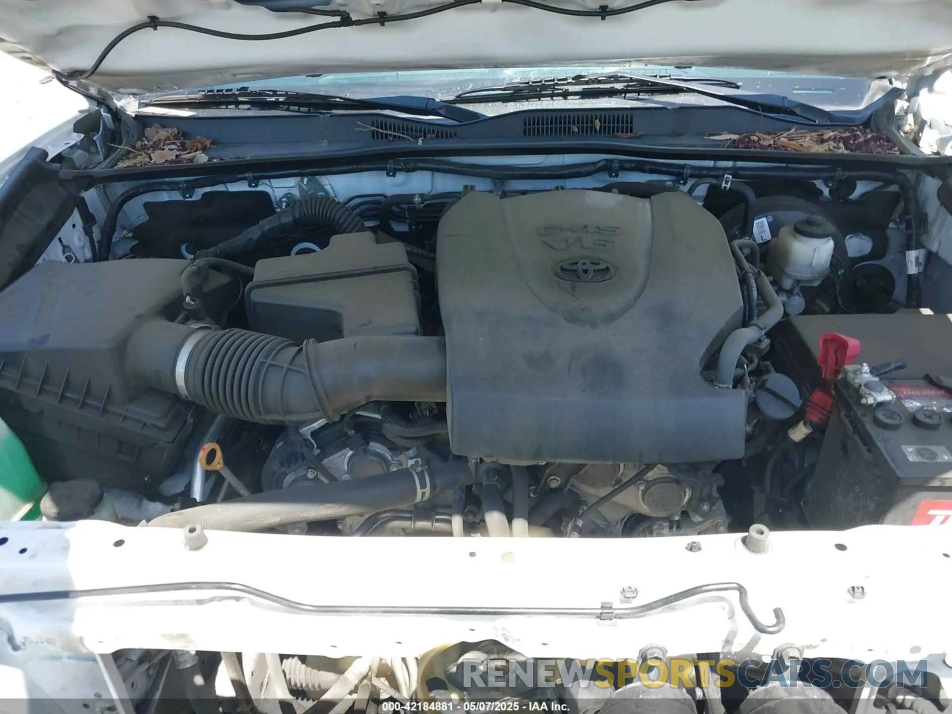 10 fotografías del automóvil dañado 3TMAZ5CNXKM079661 TOYOTA TACOMA 2019