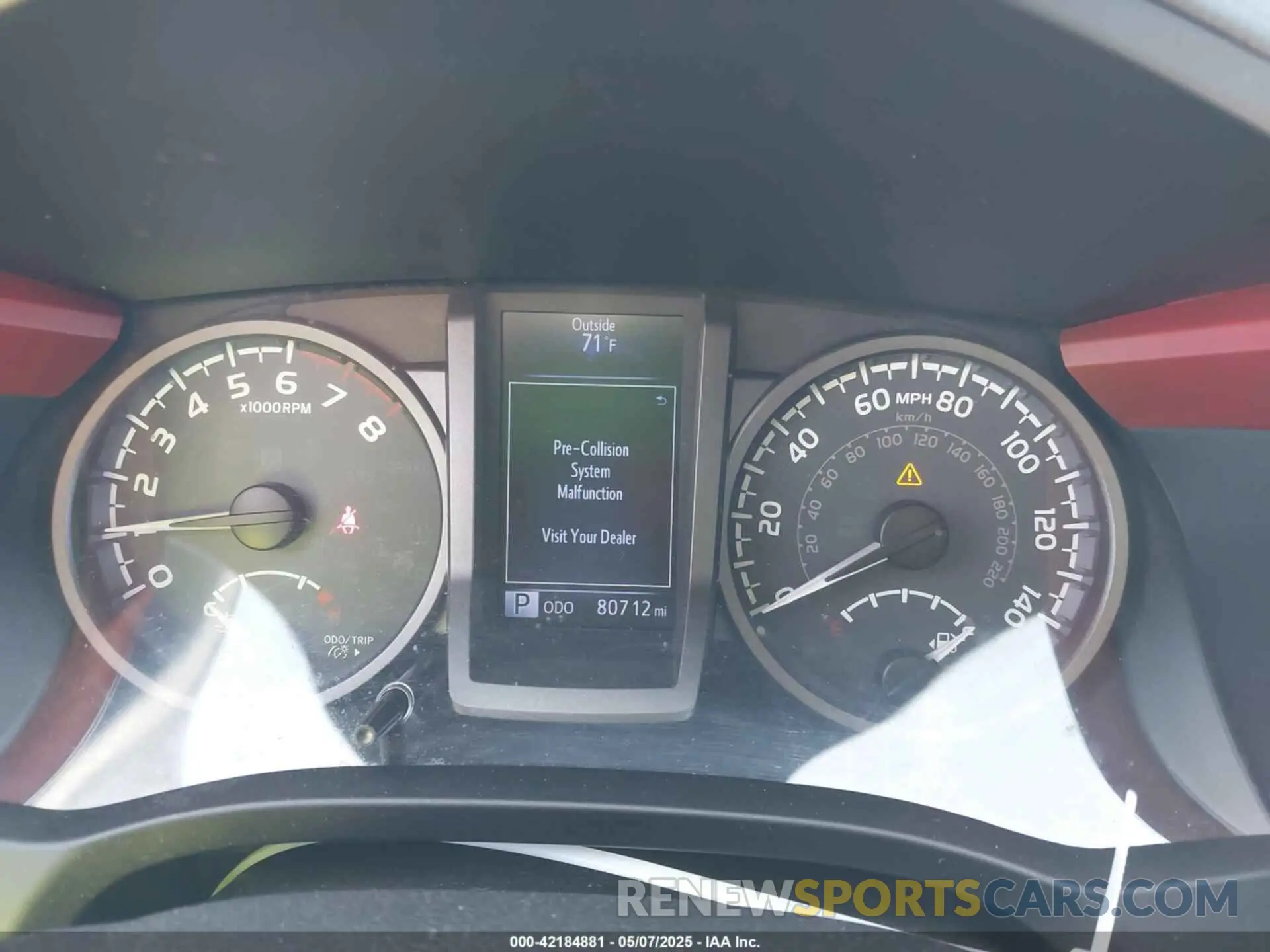 7 fotografías del automóvil dañado 3TMAZ5CNXKM079661 TOYOTA TACOMA 2019