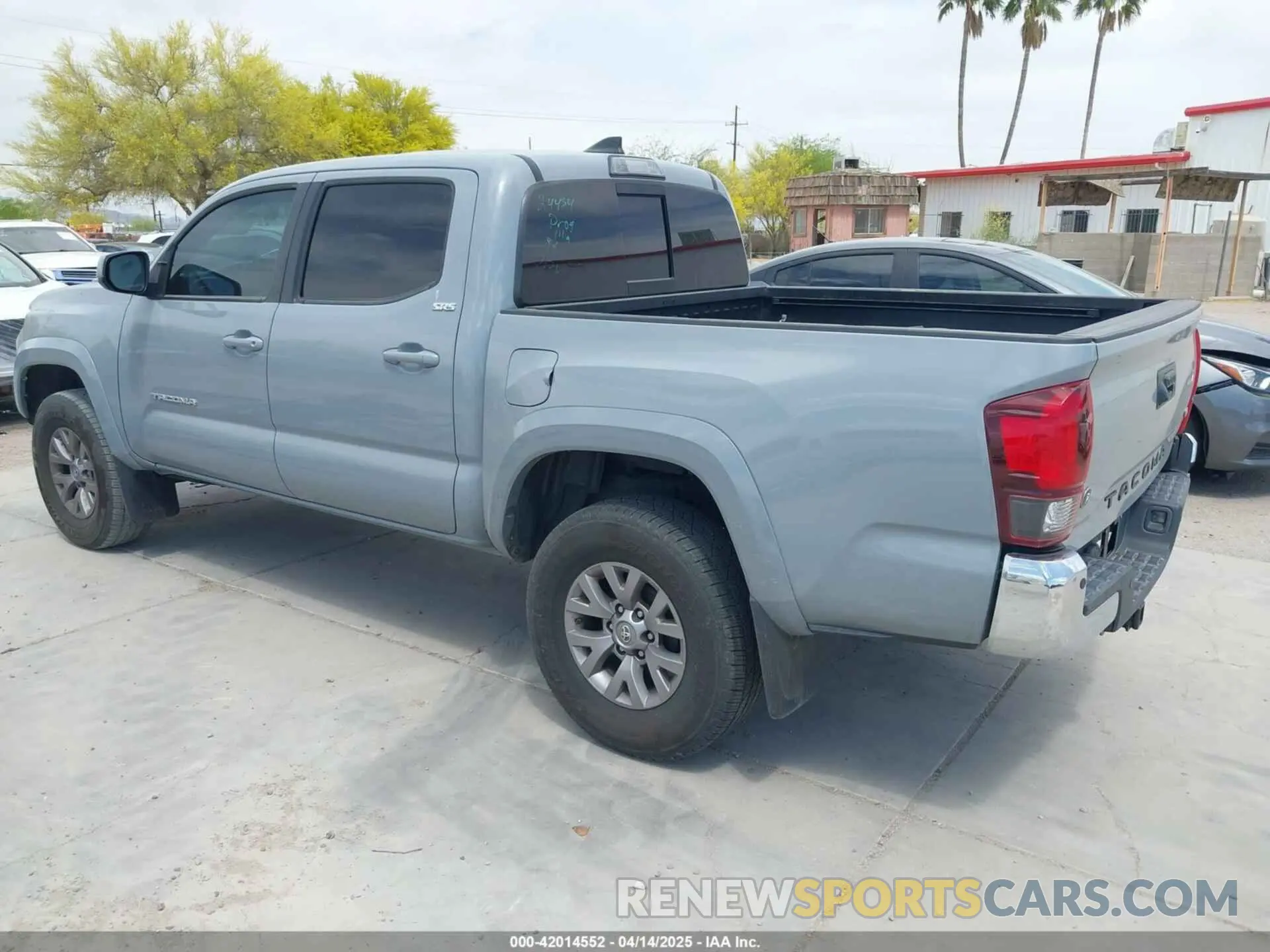 3 fotografías del automóvil dañado 3TMAZ5CNXKM079739 TOYOTA TACOMA 2019