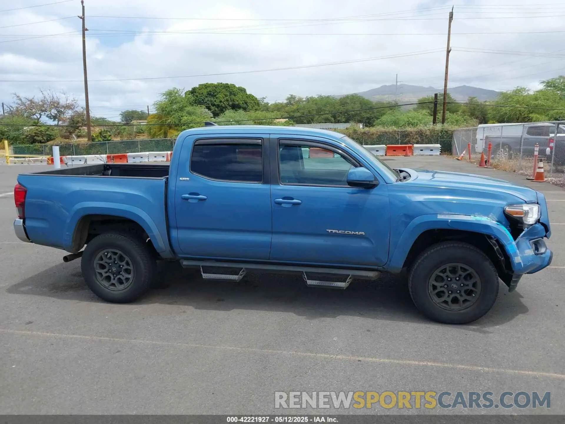 12 fotografías del automóvil dañado 3TMAZ5CNXKM094421 TOYOTA TACOMA 2019