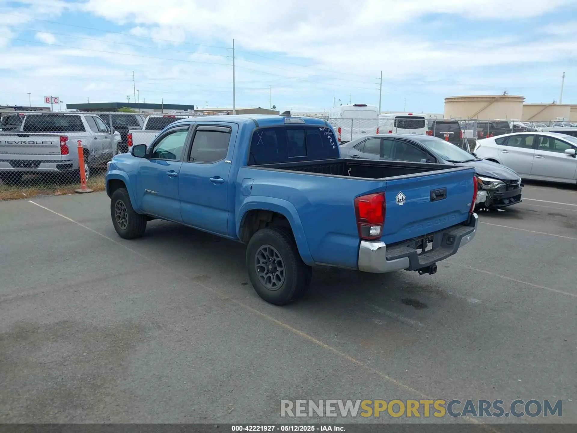 3 fotografías del automóvil dañado 3TMAZ5CNXKM094421 TOYOTA TACOMA 2019