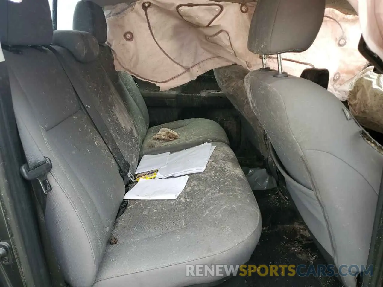 10 fotografías del automóvil dañado 3TMAZ5CNXKM104073 TOYOTA TACOMA 2019