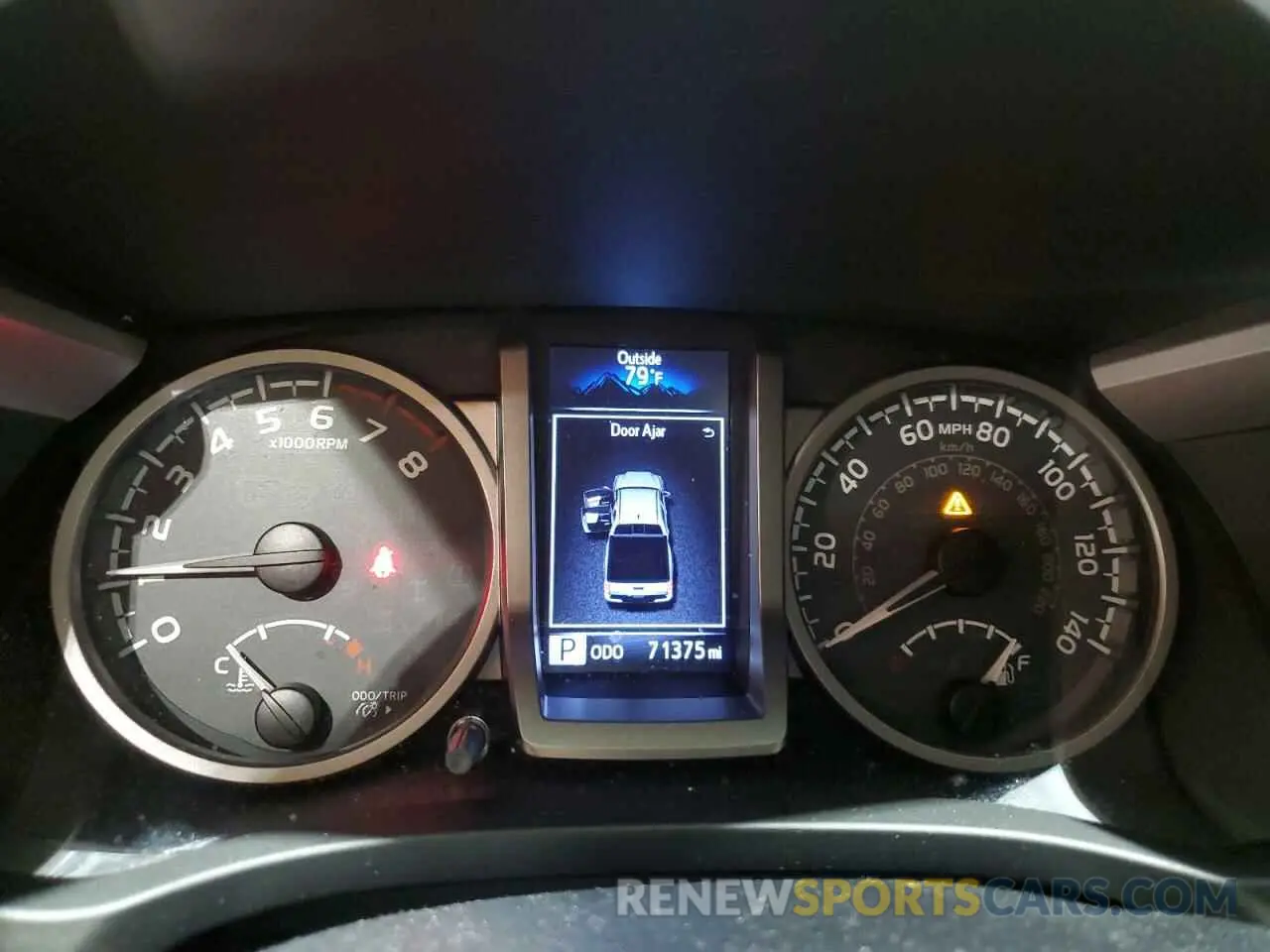 9 fotografías del automóvil dañado 3TMAZ5CNXKM104848 TOYOTA TACOMA 2019