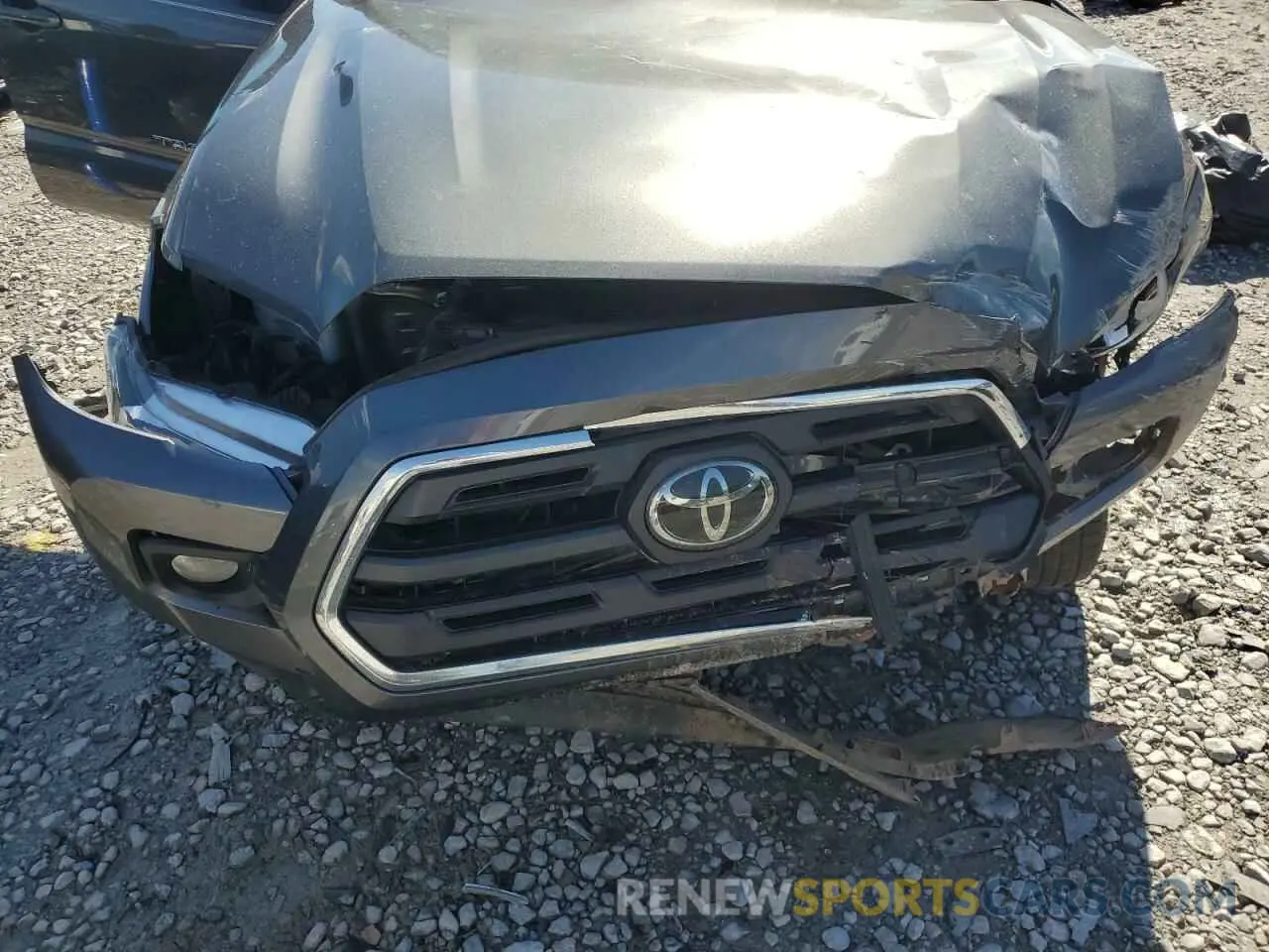 11 fotografías del automóvil dañado 3TMAZ5CNXKM108074 TOYOTA TACOMA 2019