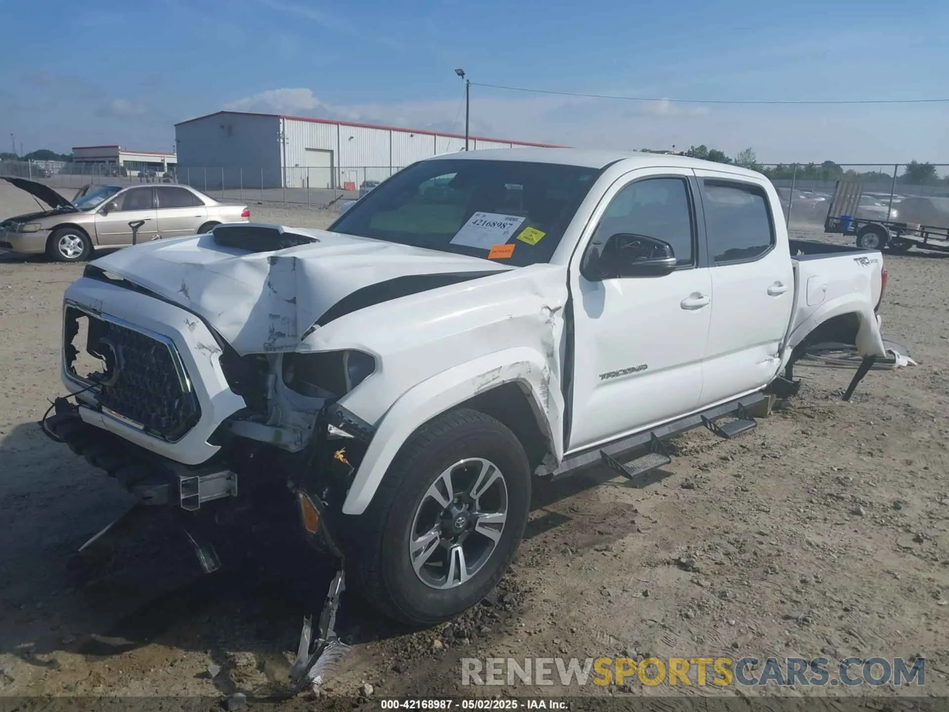 6 fotografías del automóvil dañado 3TMAZ5CNXKM112433 TOYOTA TACOMA 2019