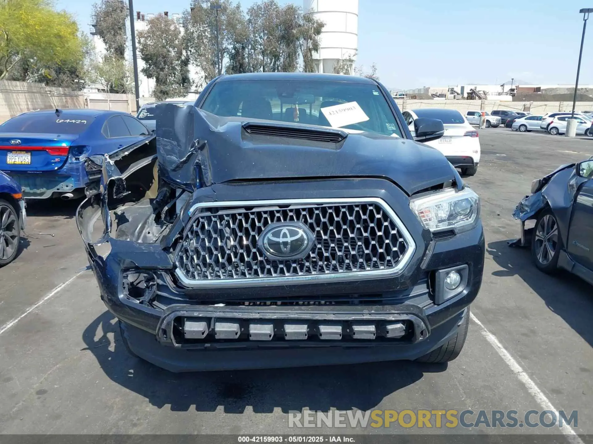 12 fotografías del automóvil dañado 3TMBZ5DN1KM023093 TOYOTA TACOMA 2019