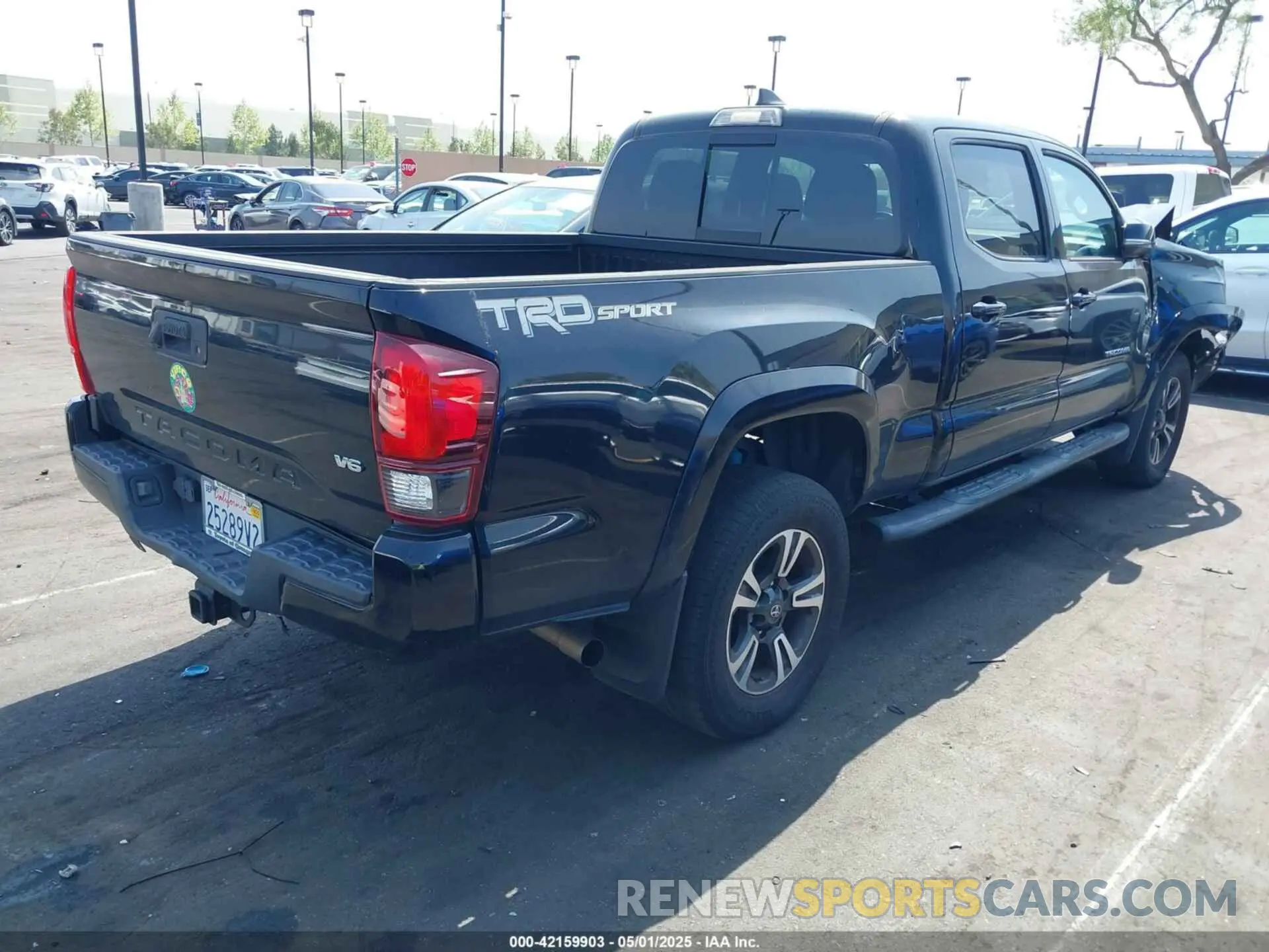 4 fotografías del automóvil dañado 3TMBZ5DN1KM023093 TOYOTA TACOMA 2019
