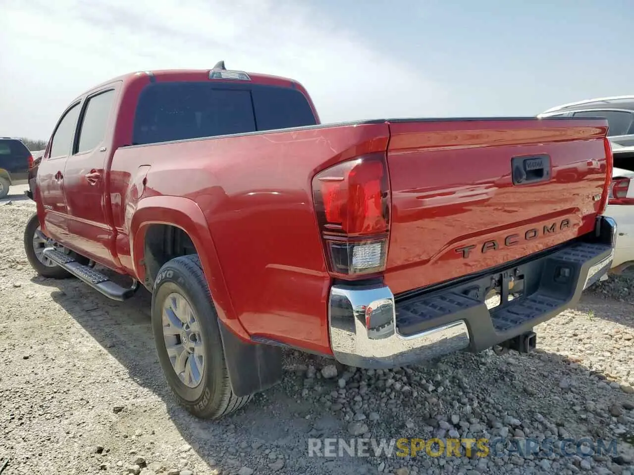 2 fotografías del automóvil dañado 3TMBZ5DN2KM022454 TOYOTA TACOMA 2019