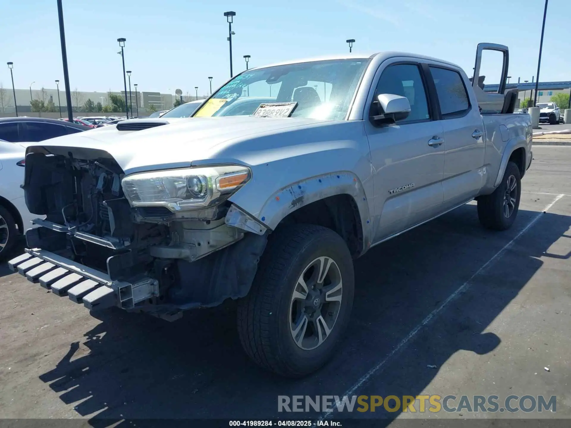 2 fotografías del automóvil dañado 3TMBZ5DN4KM019930 TOYOTA TACOMA 2019