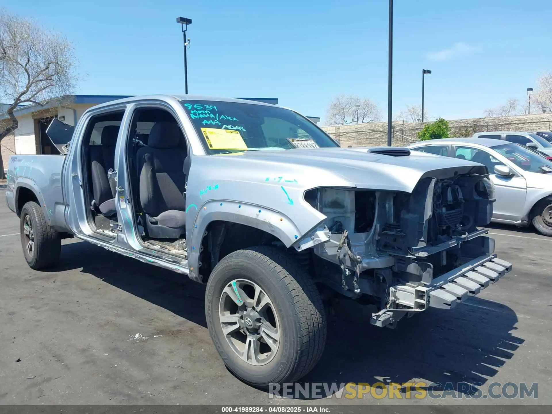 6 fotografías del automóvil dañado 3TMBZ5DN4KM019930 TOYOTA TACOMA 2019
