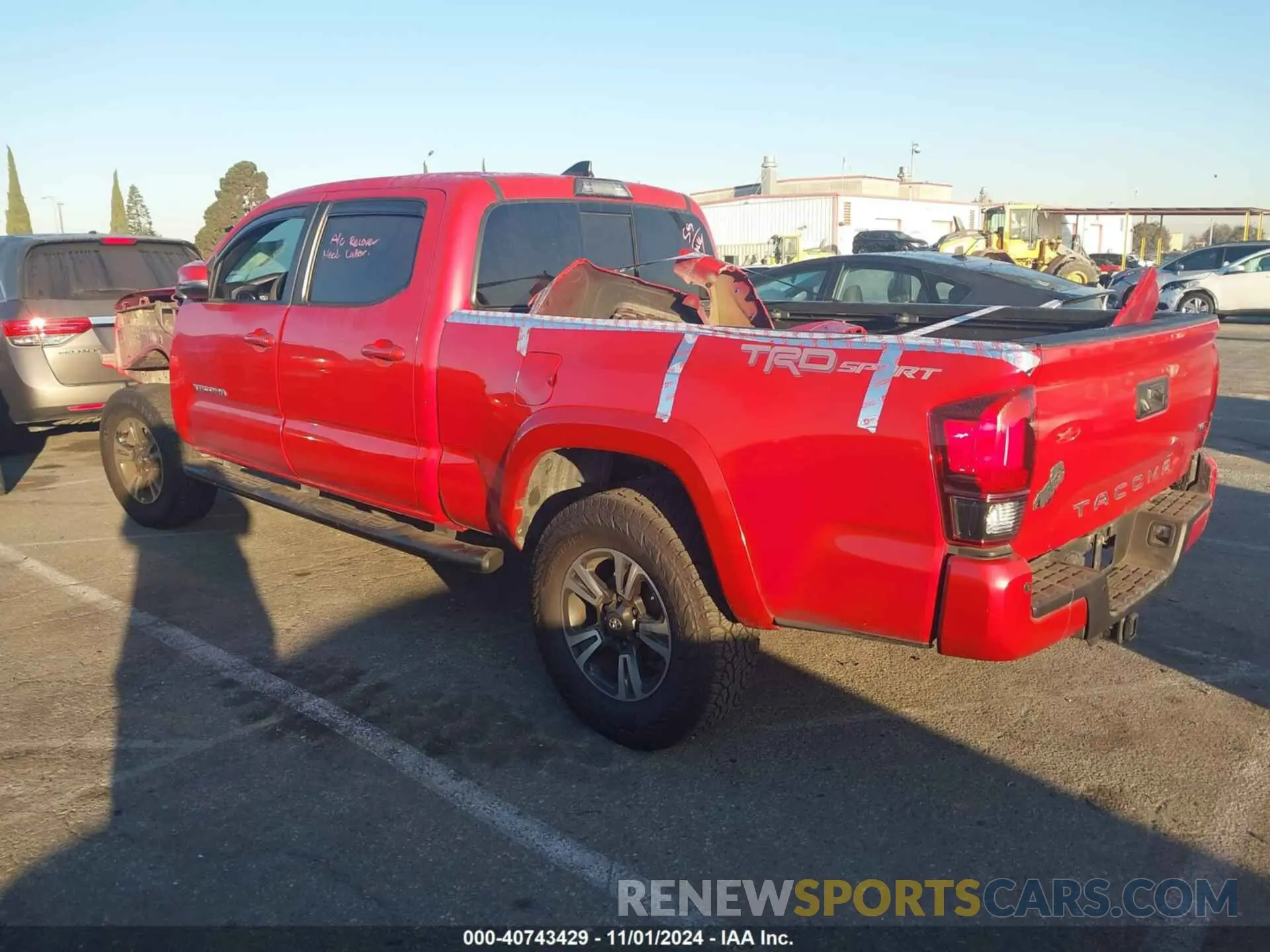 3 fotografías del automóvil dañado 3TMBZ5DN5KM020391 TOYOTA TACOMA 2019